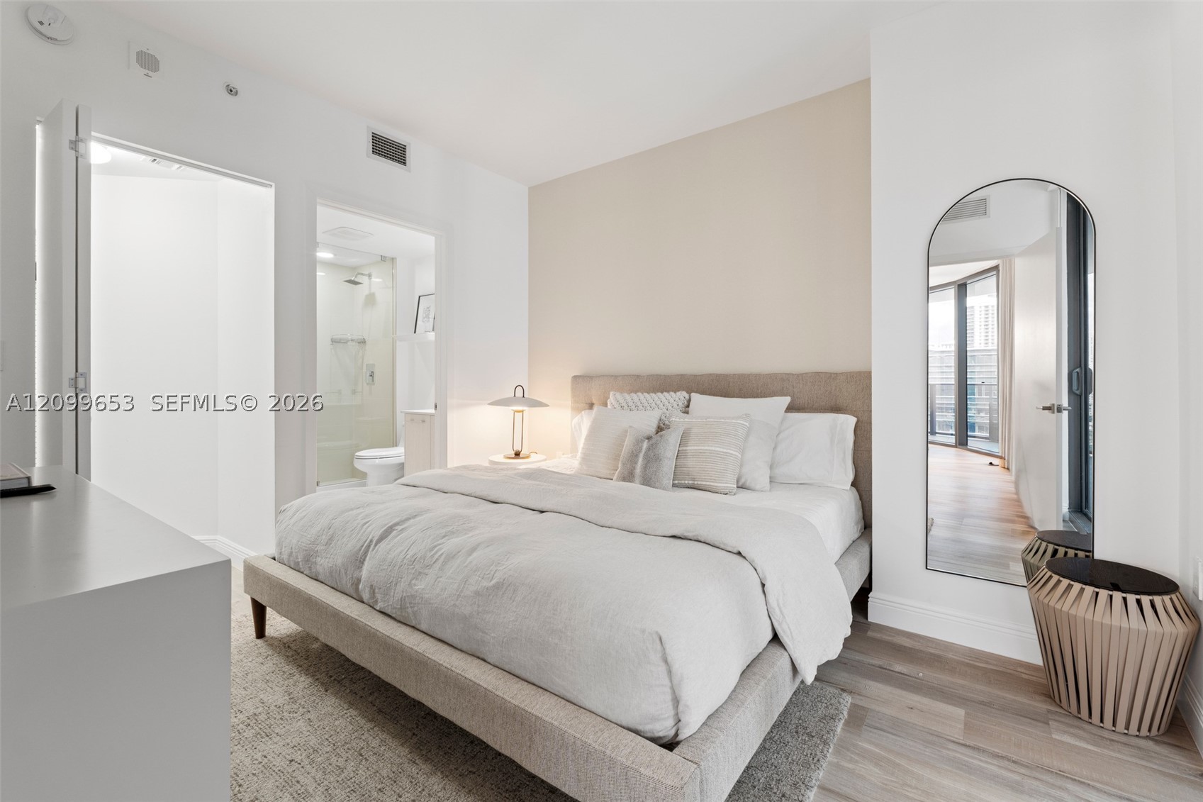 image Brickell Heights East13