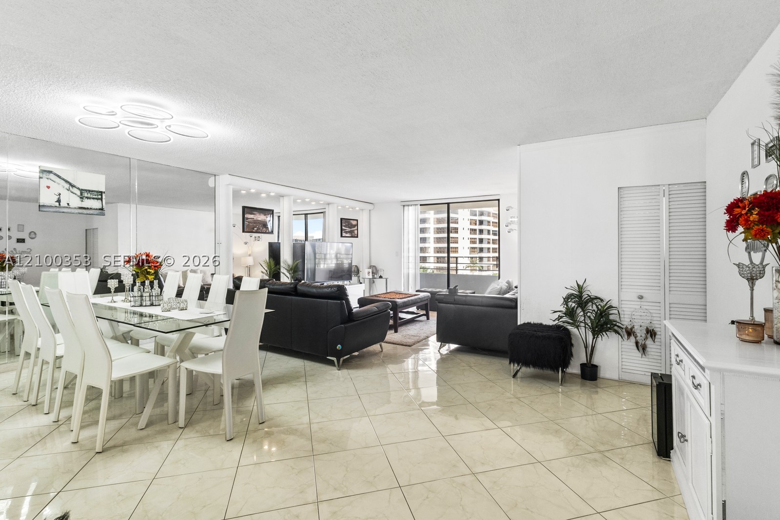 600 Three Iss Blvd #612