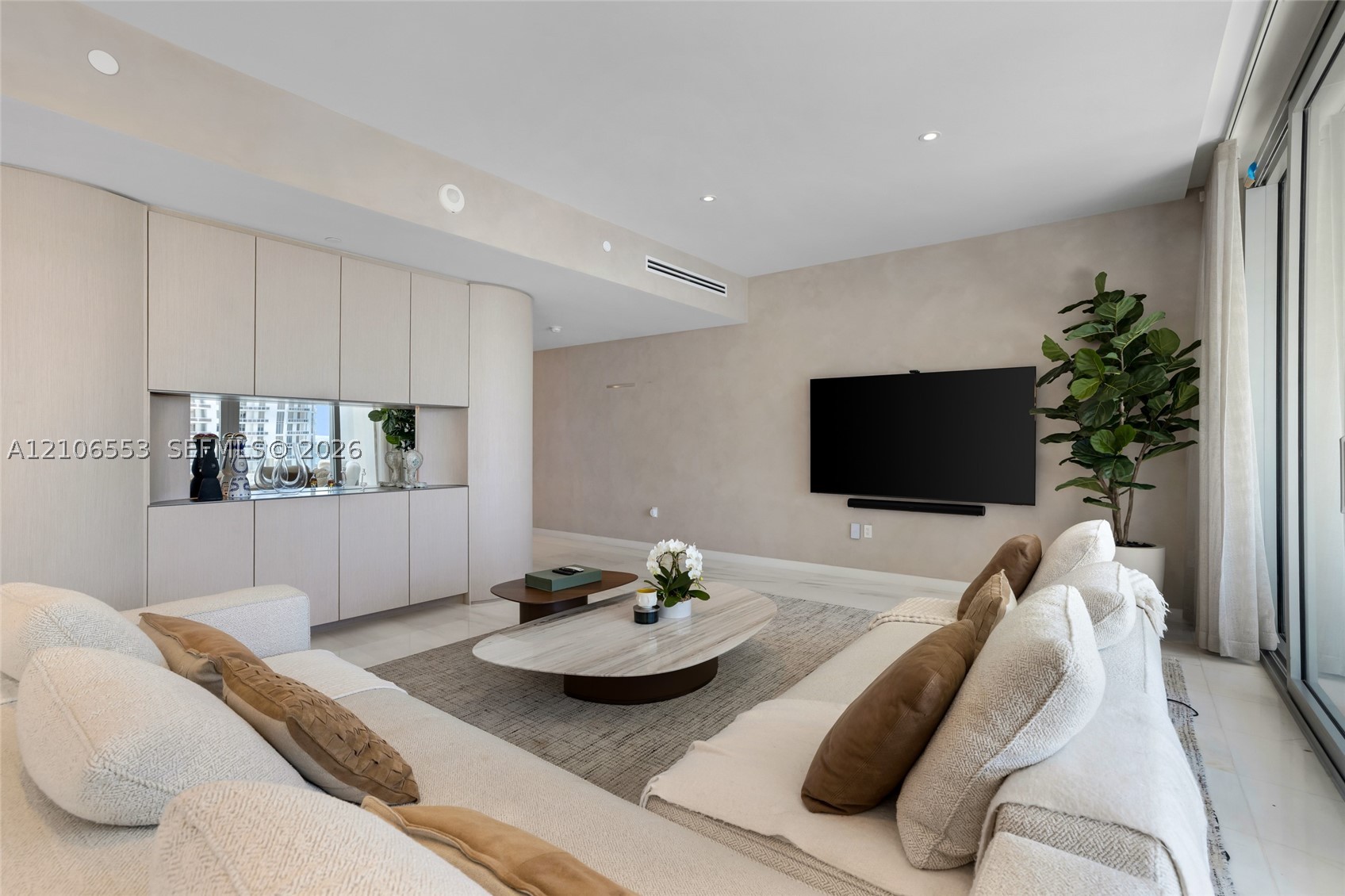 image Aston Martin Residences13