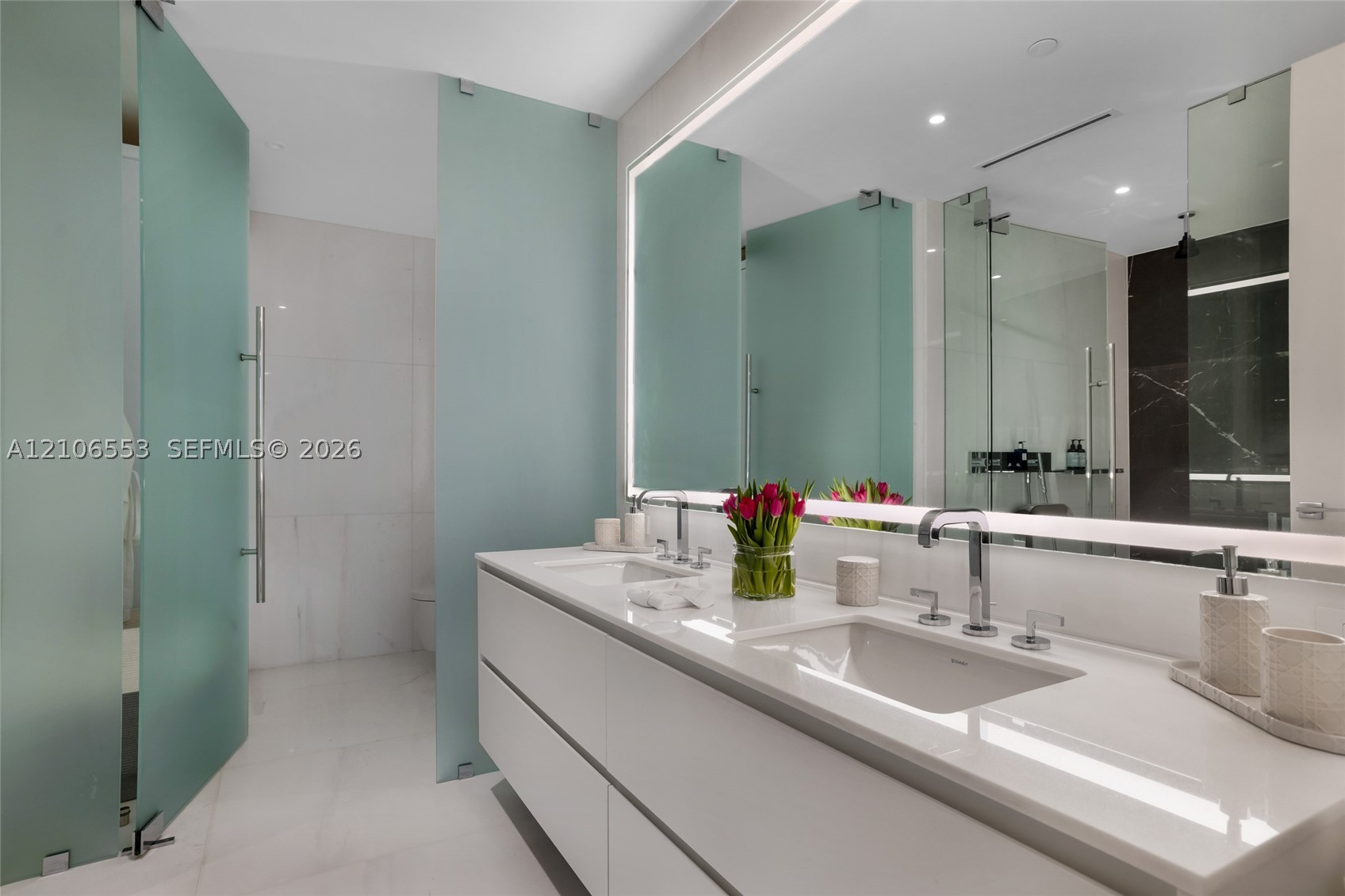 image Aston Martin Residences24