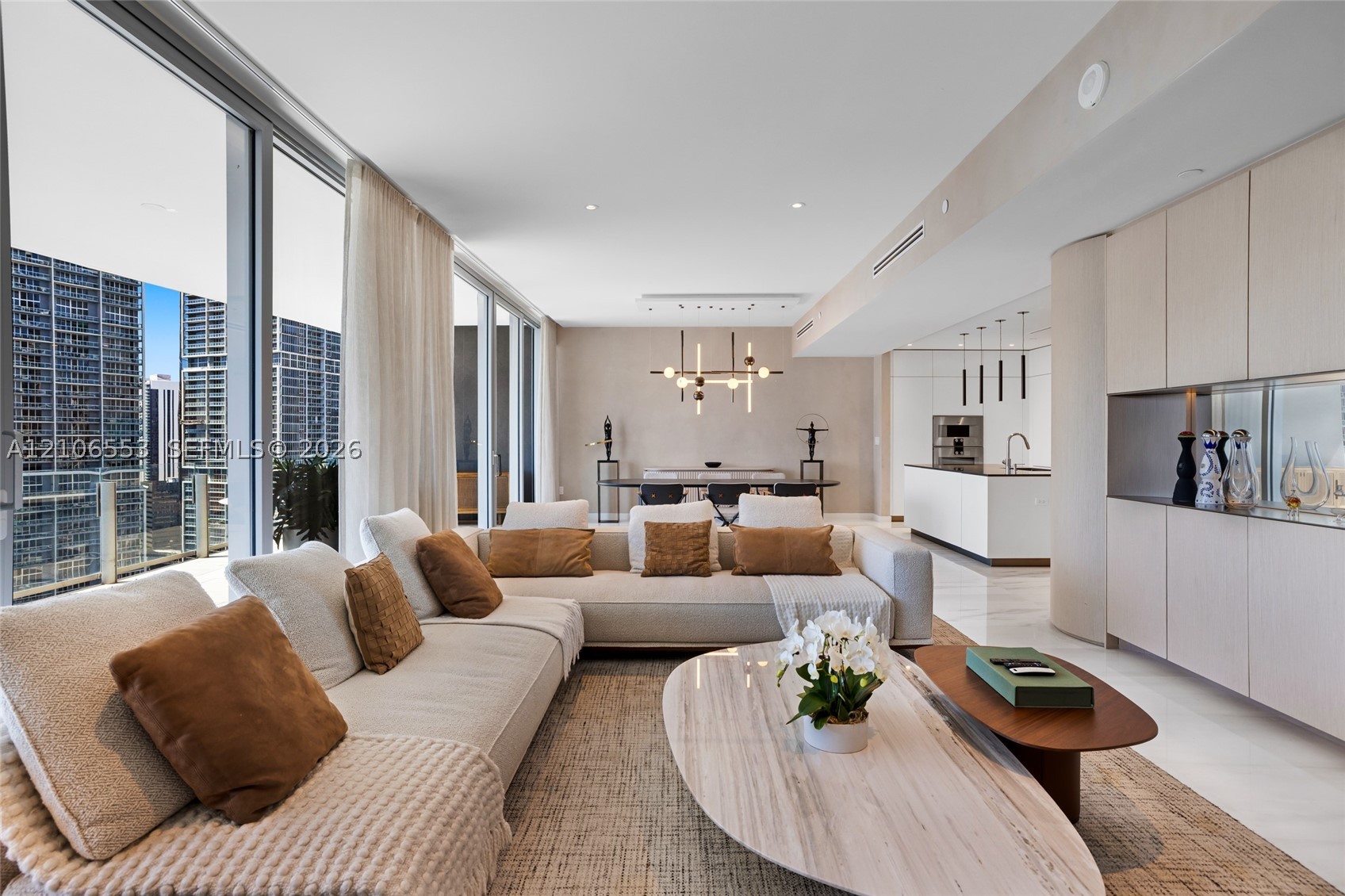image Aston Martin Residences40
