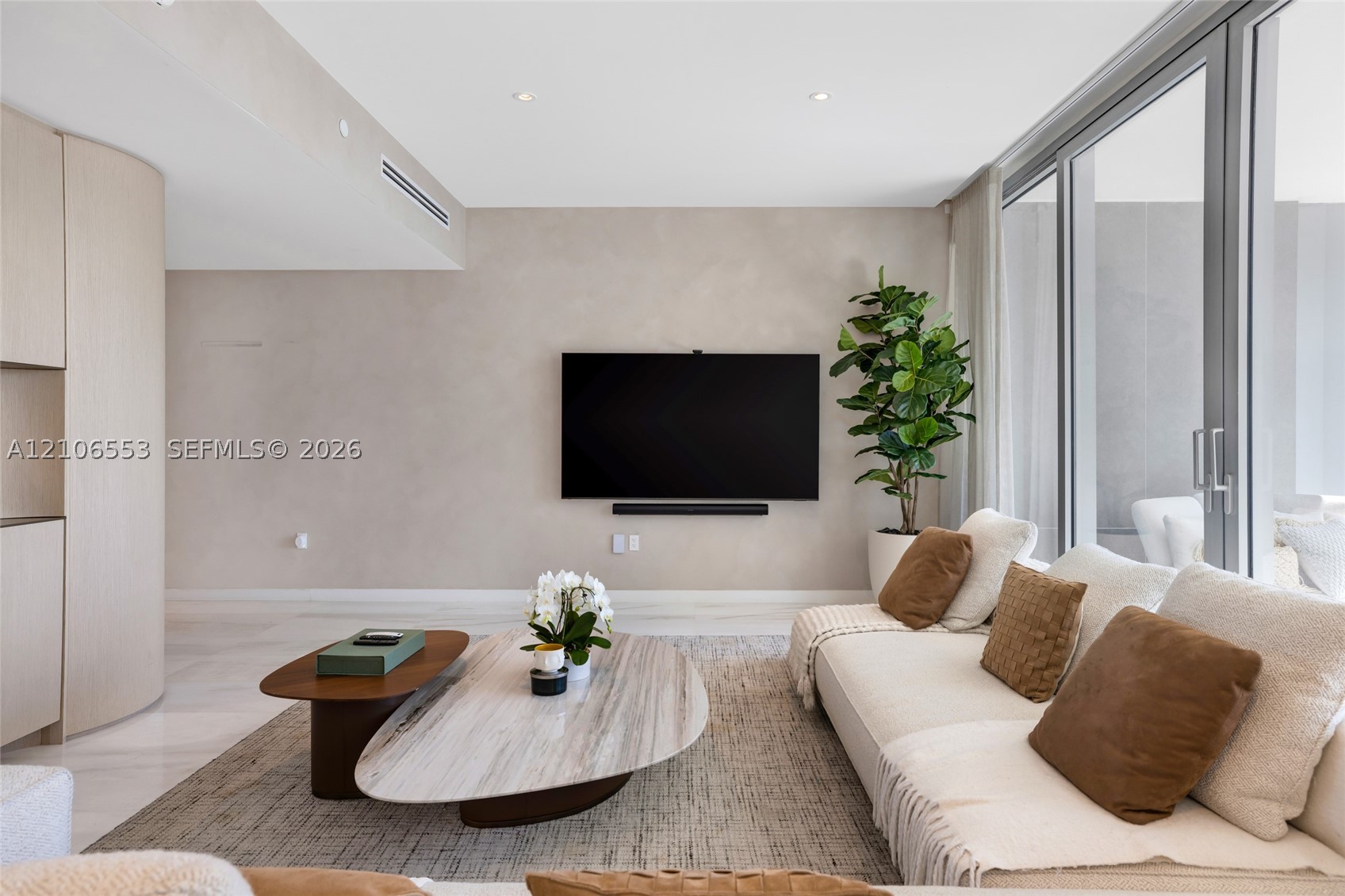 image Aston Martin Residences42