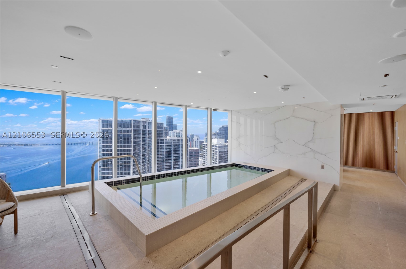 image Aston Martin Residences59