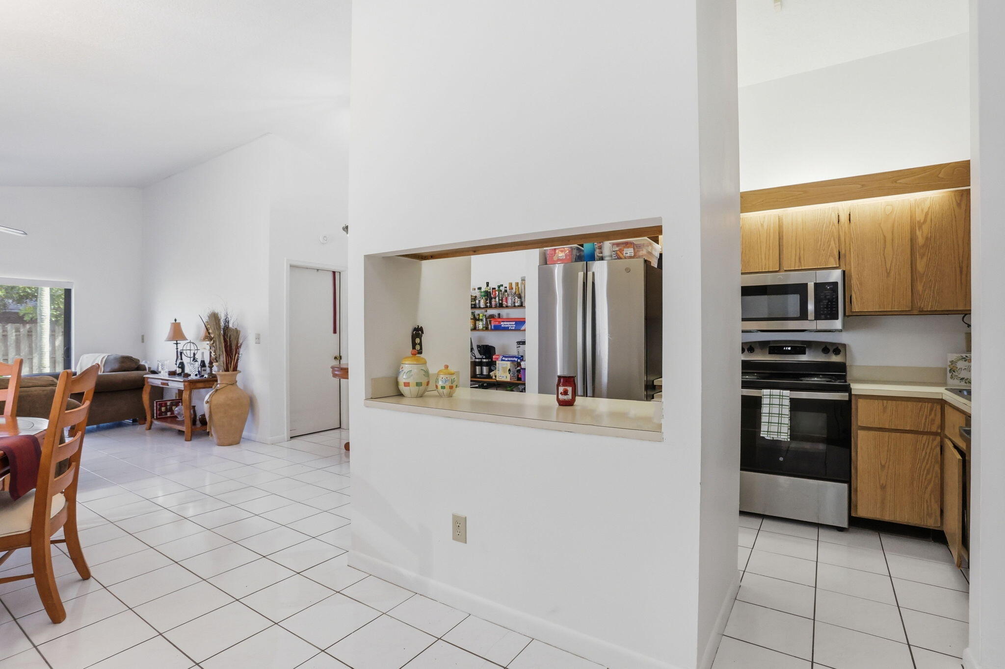 1387 Longarzo West Palm Beach, FL 33415