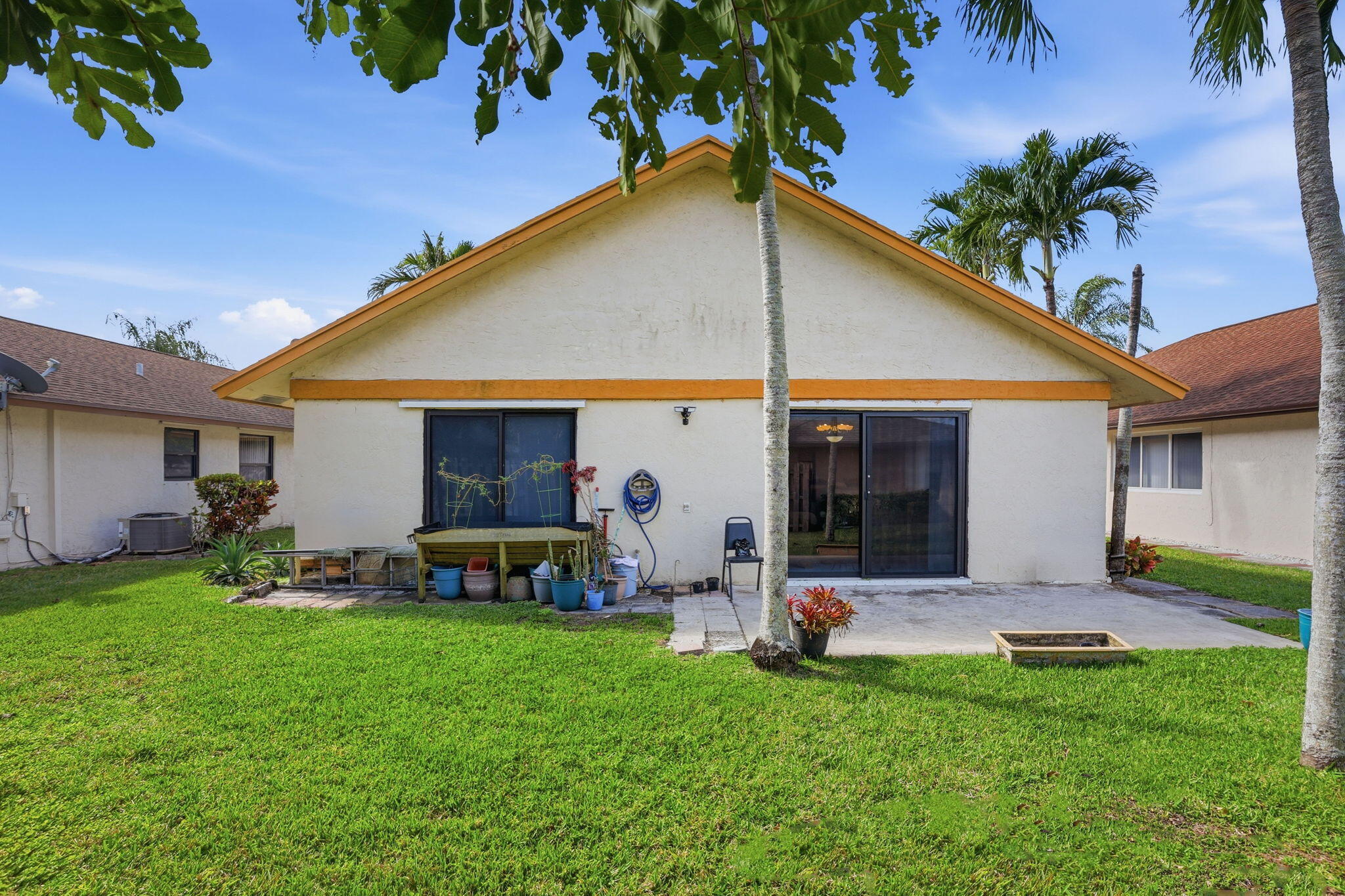 1387 Longarzo West Palm Beach, FL 33415