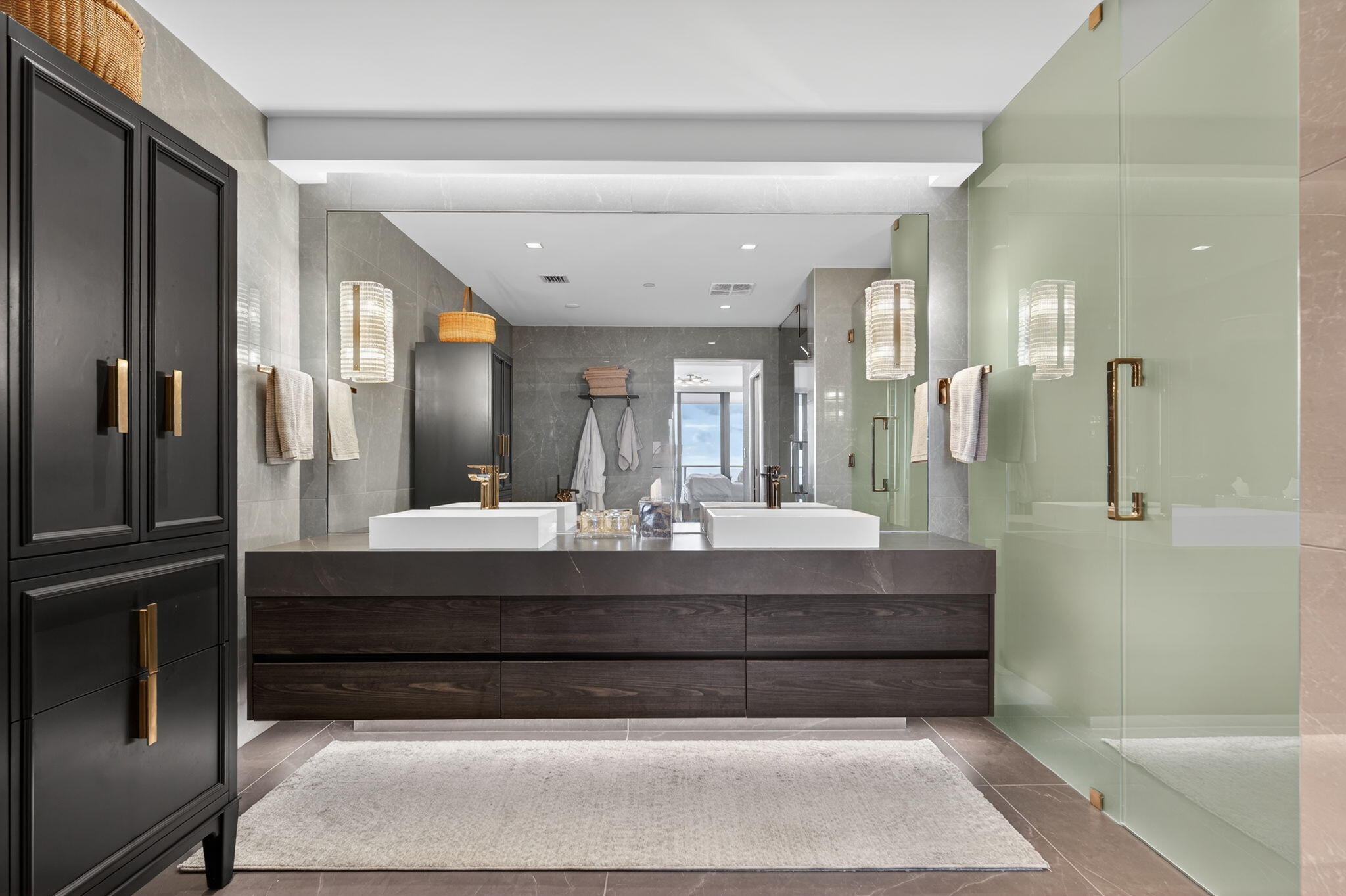 1116 N Ocean #1204 Pompano Beach, FL 33062