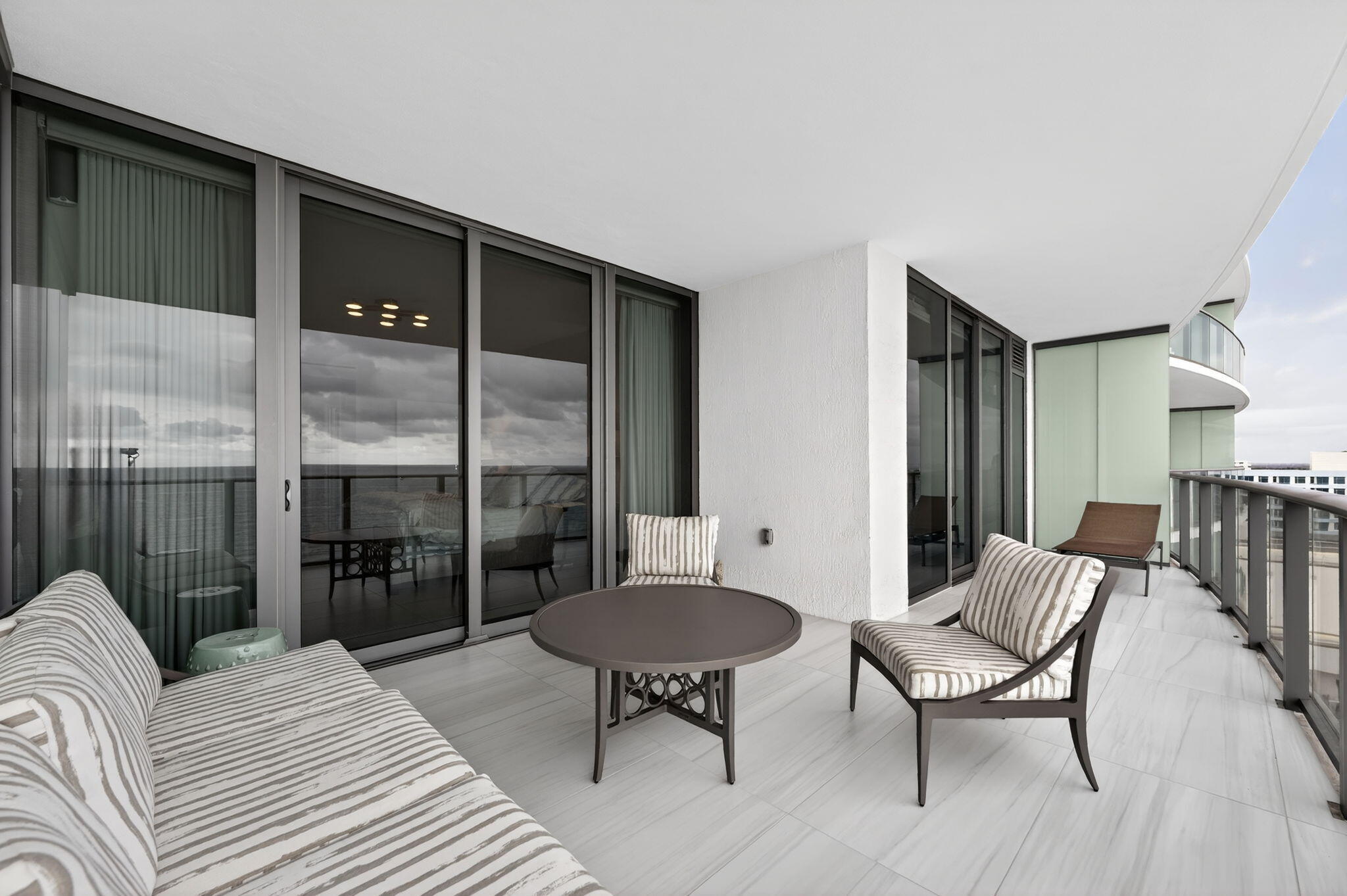 1116 N Ocean #1204 Pompano Beach, FL 33062