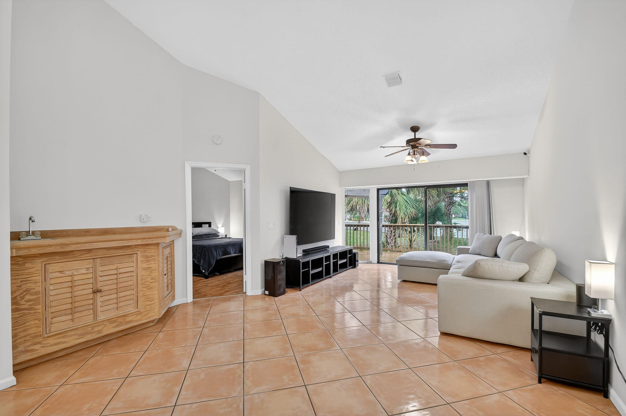 2303 Landings Greenacres, FL 33413