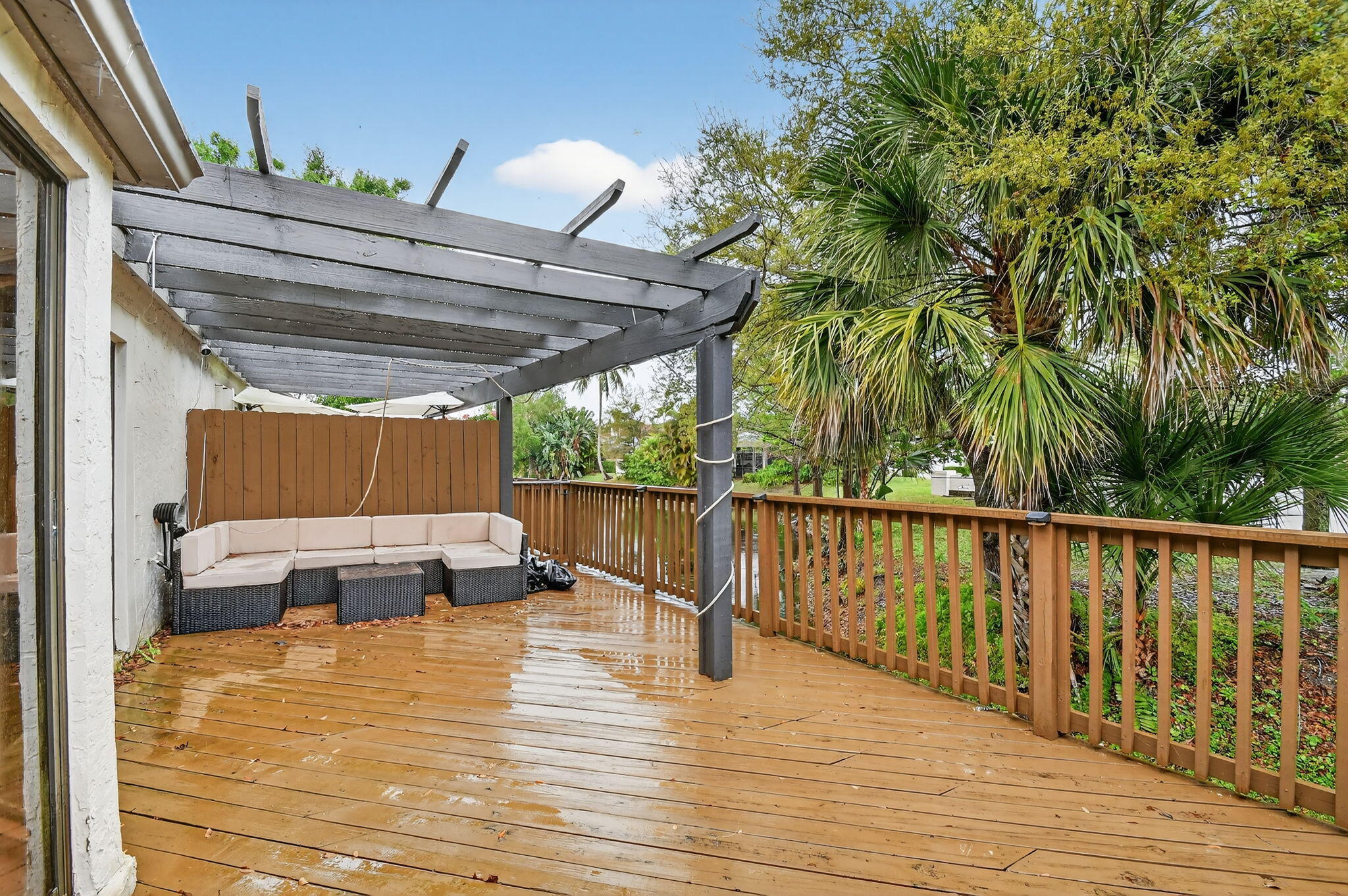 2303 Landings Greenacres, FL 33413