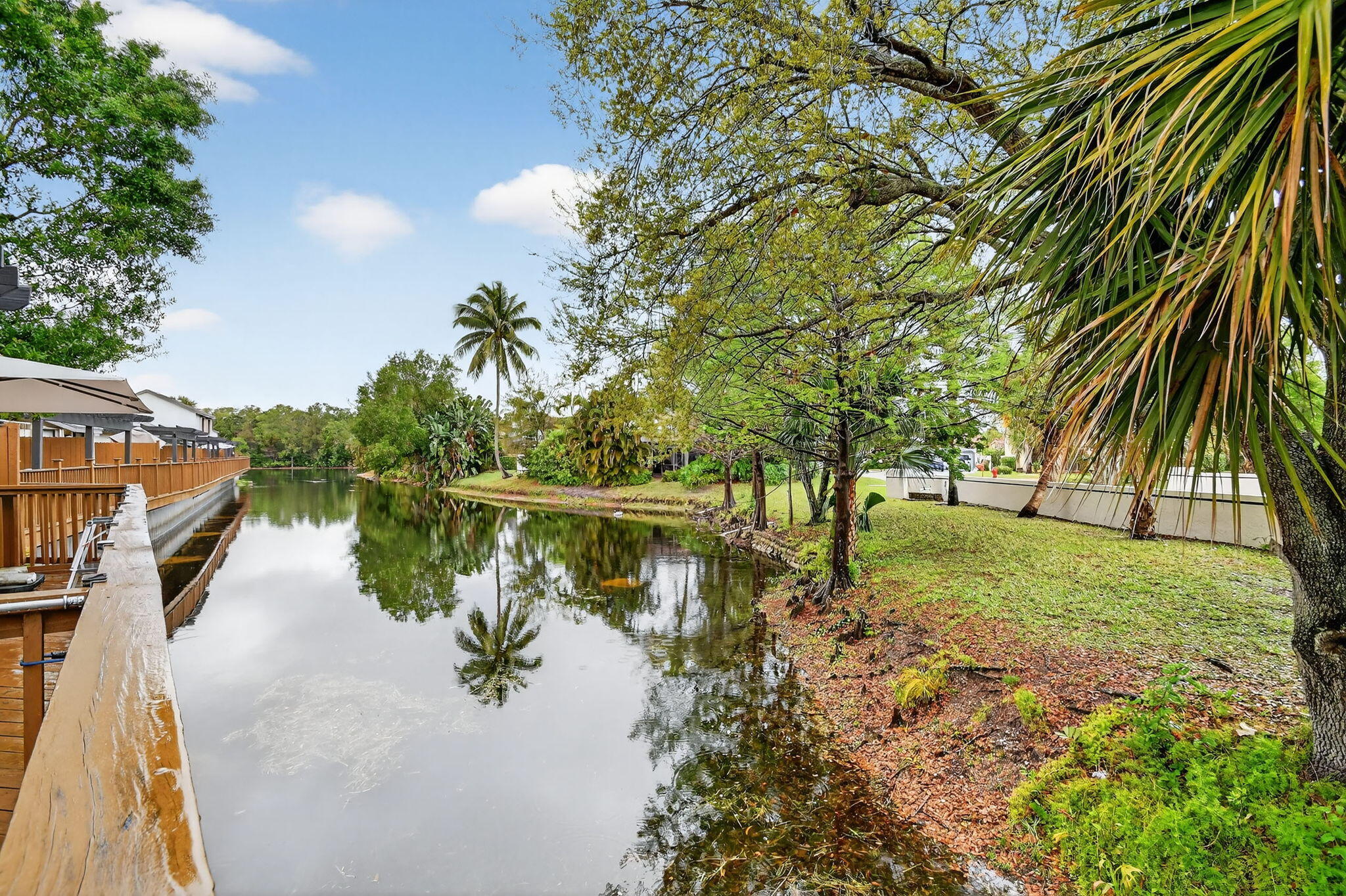 2303 Landings Greenacres, FL 33413