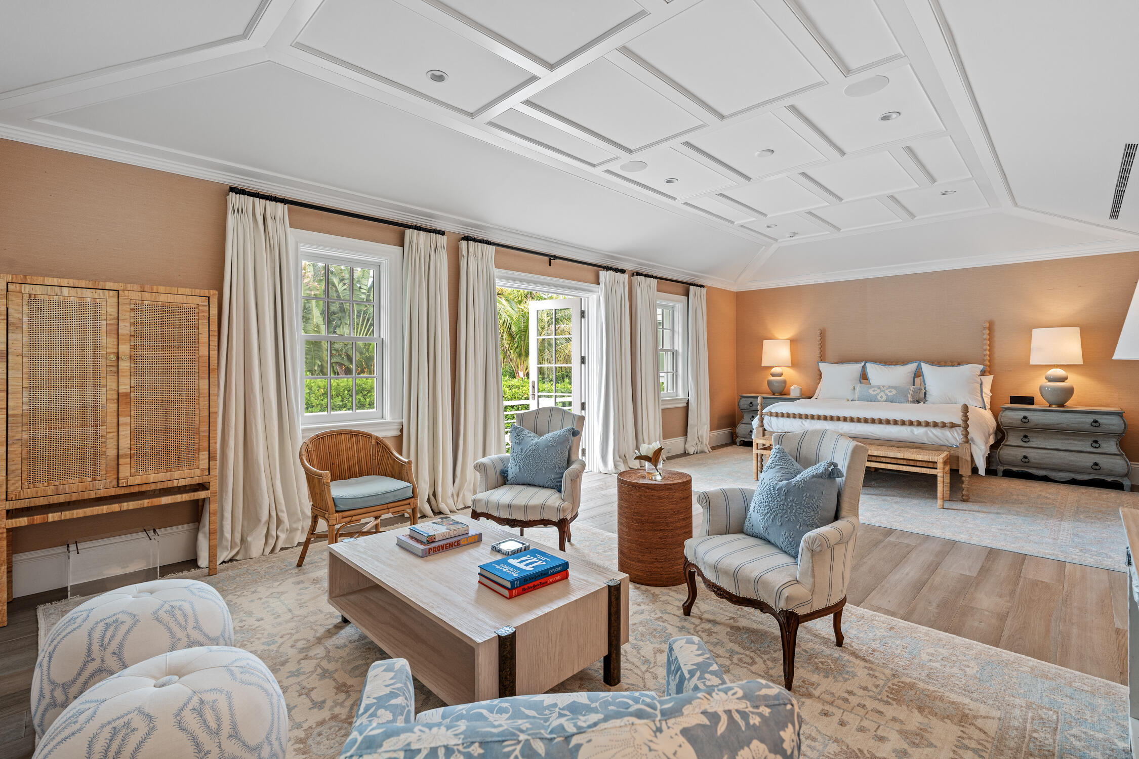 449 Australian Palm Beach, FL 33480