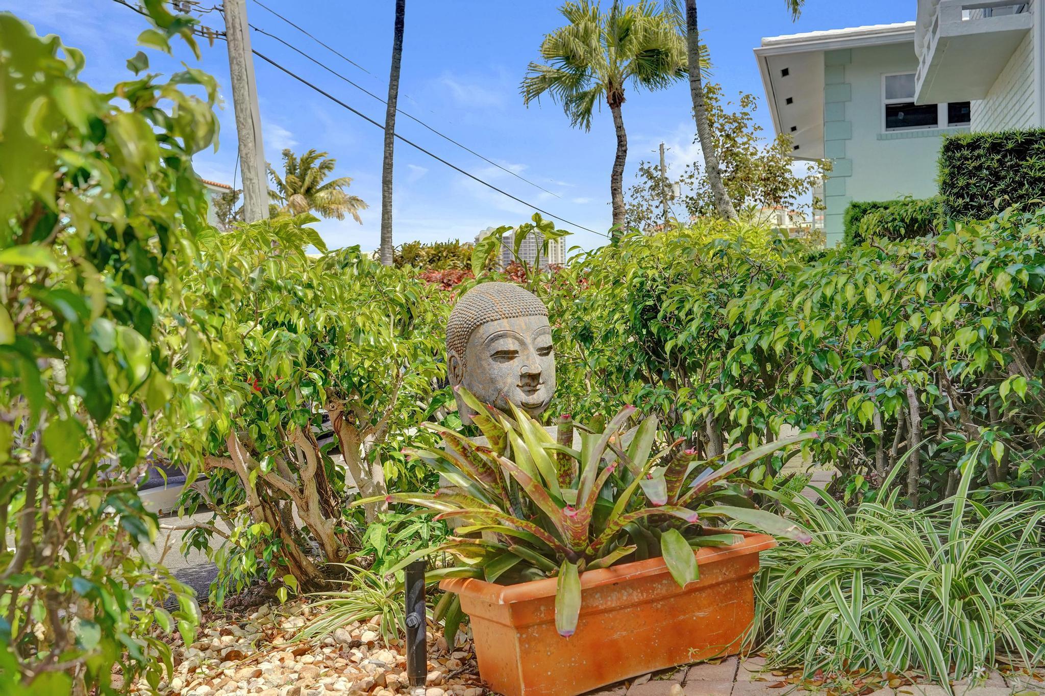2820 NE 30th #Apt 2 Fort Lauderdale, FL 33306