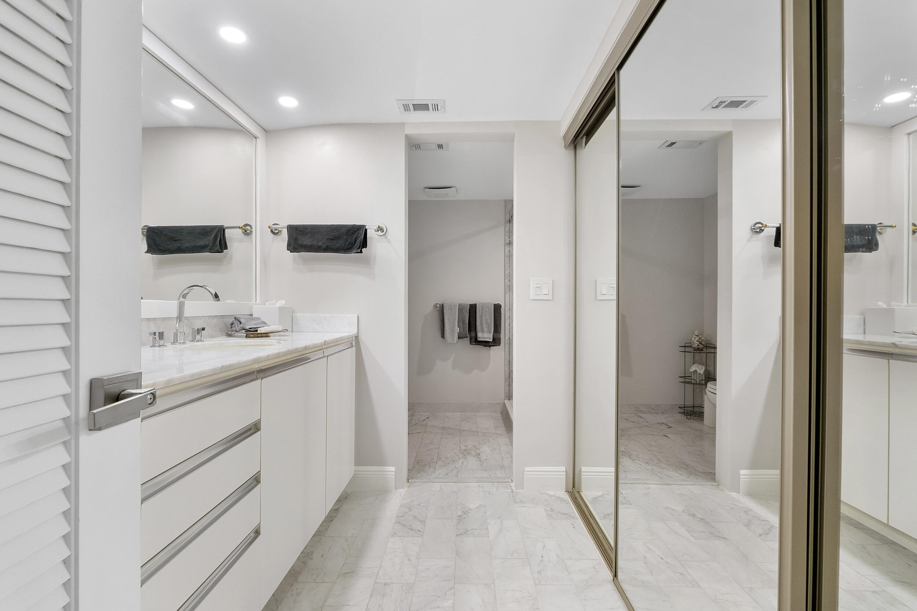 501 N Riverside #203 Pompano Beach, FL 33062