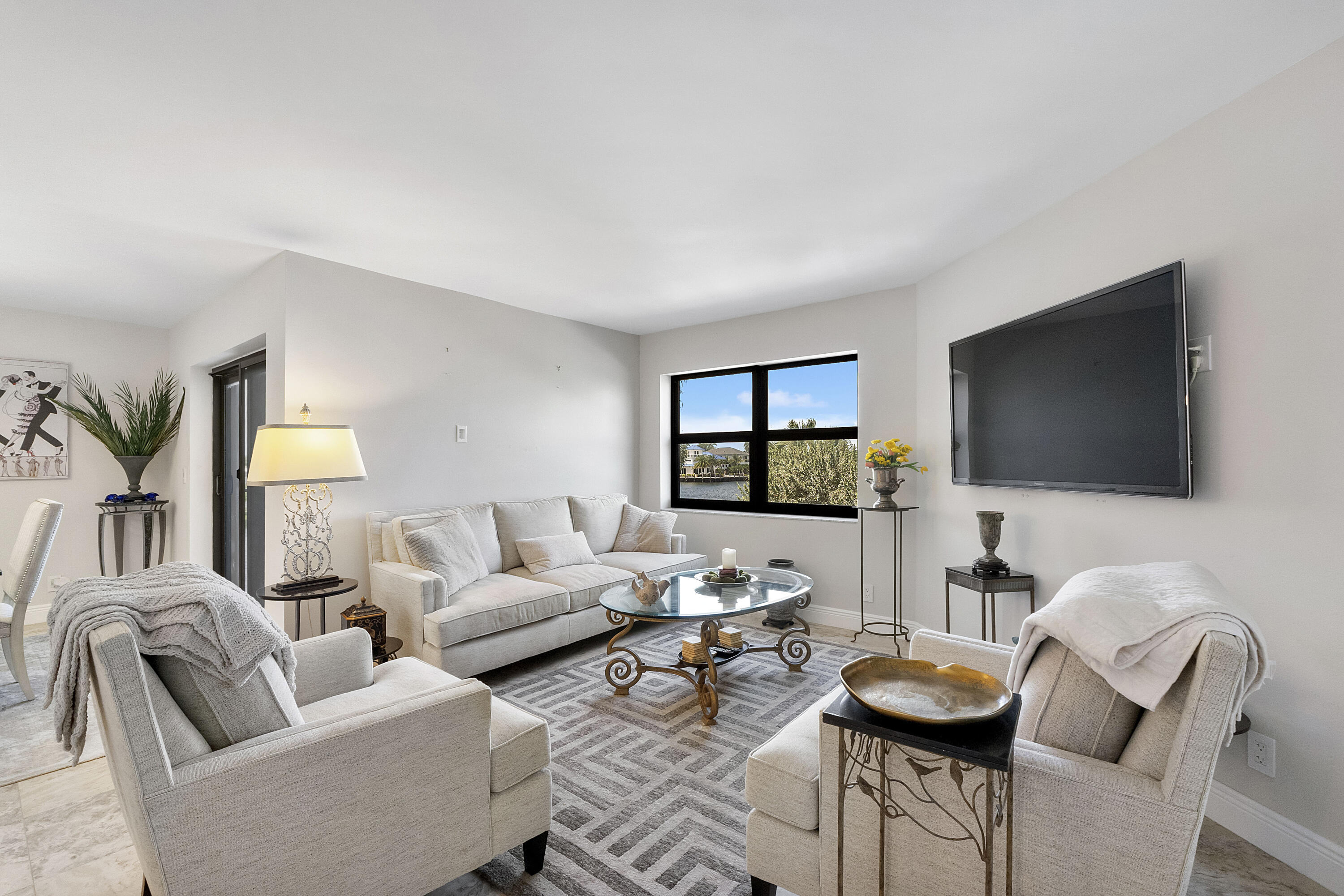 501 N Riverside #203 Pompano Beach, FL 33062