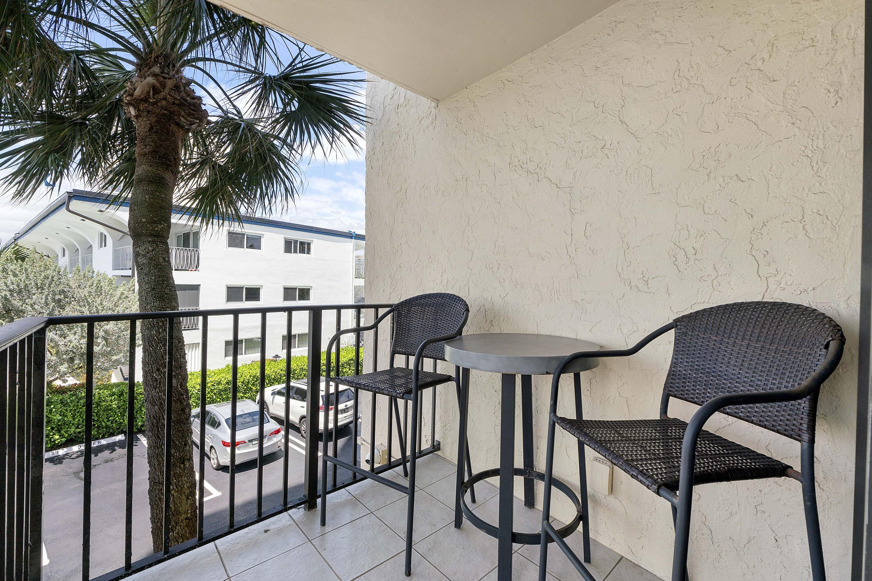 501 N Riverside #203 Pompano Beach, FL 33062