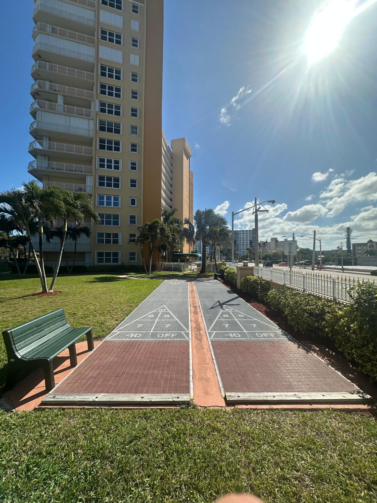 328 N Ocean #902 Pompano Beach, FL 33062