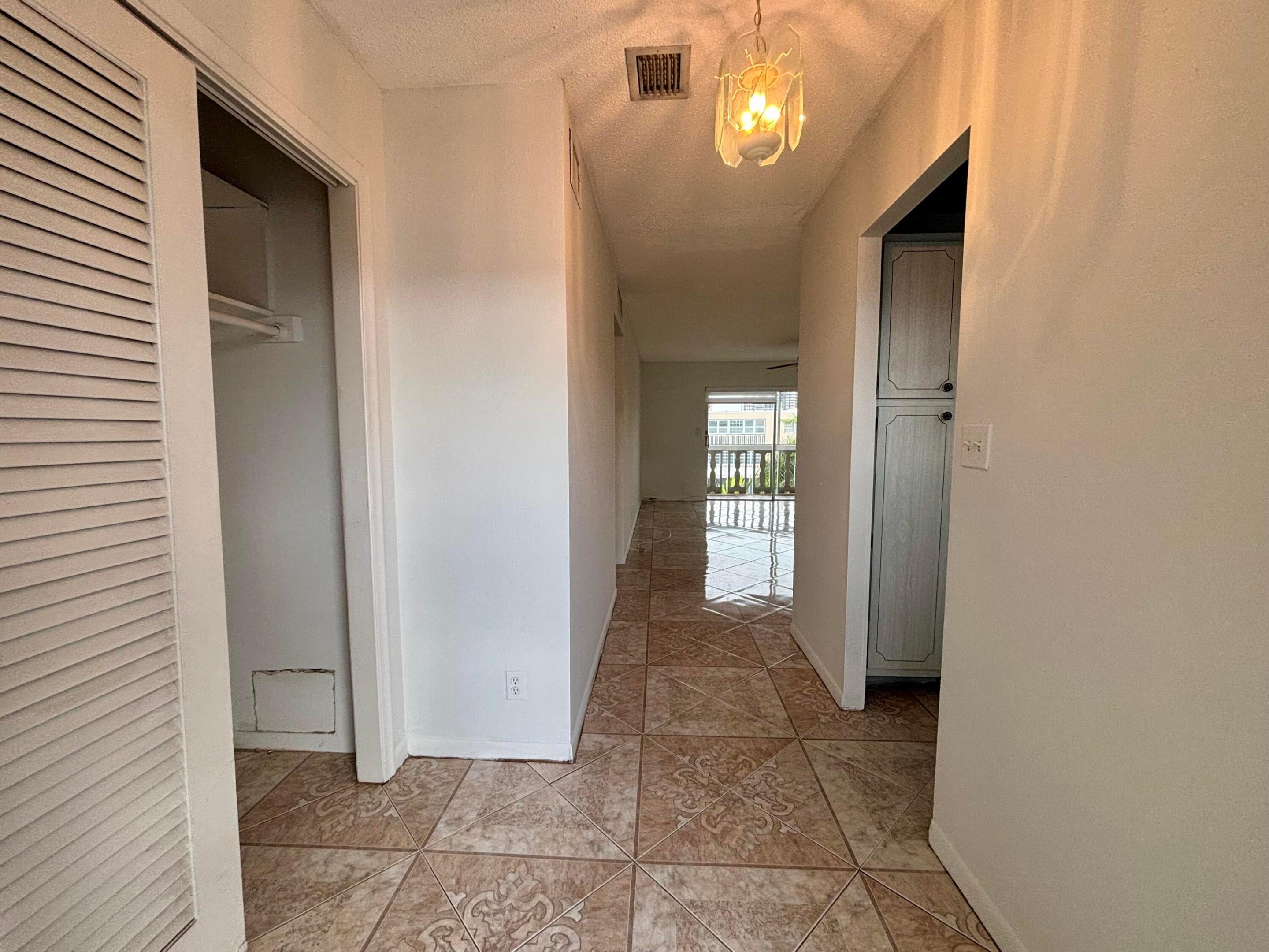 232 NE 12th #501 Hallandale Beach, FL 33009
