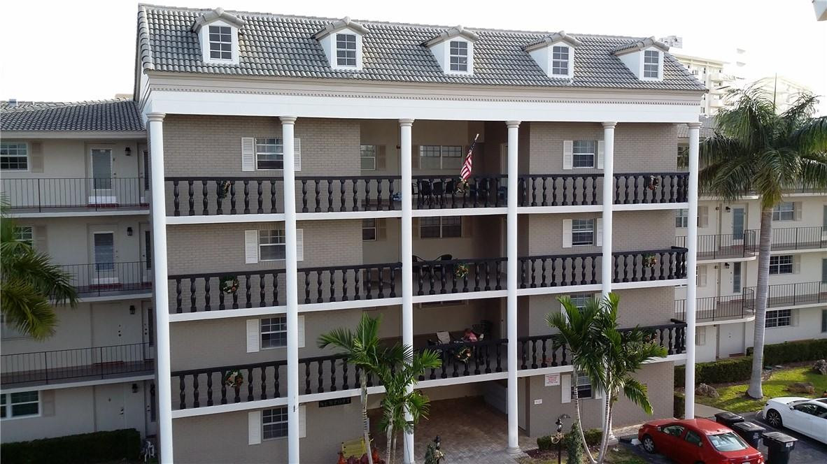 440 Paradise Isle #303