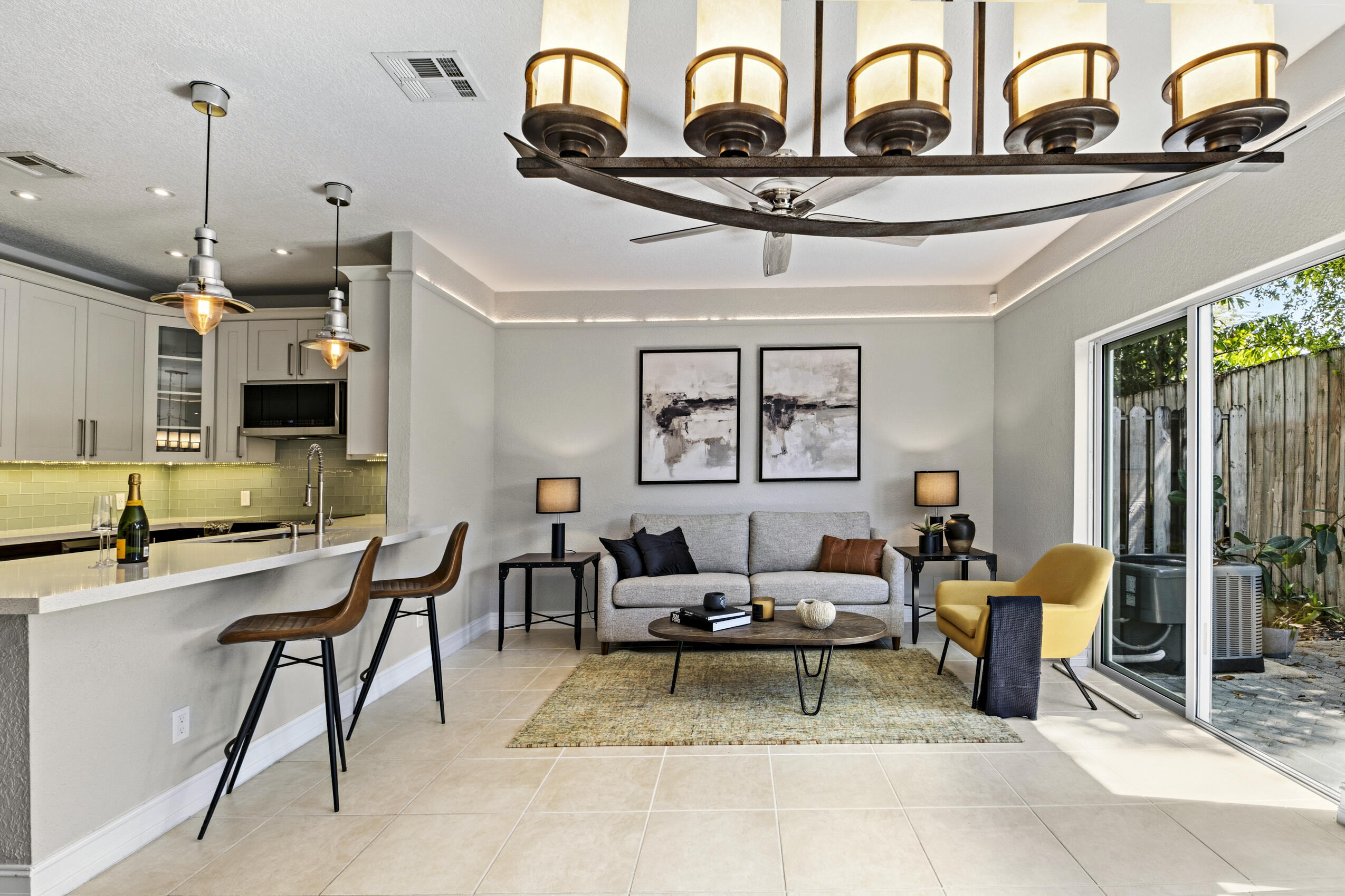 1741 NE 4th #F5 Fort Lauderdale, FL 33305