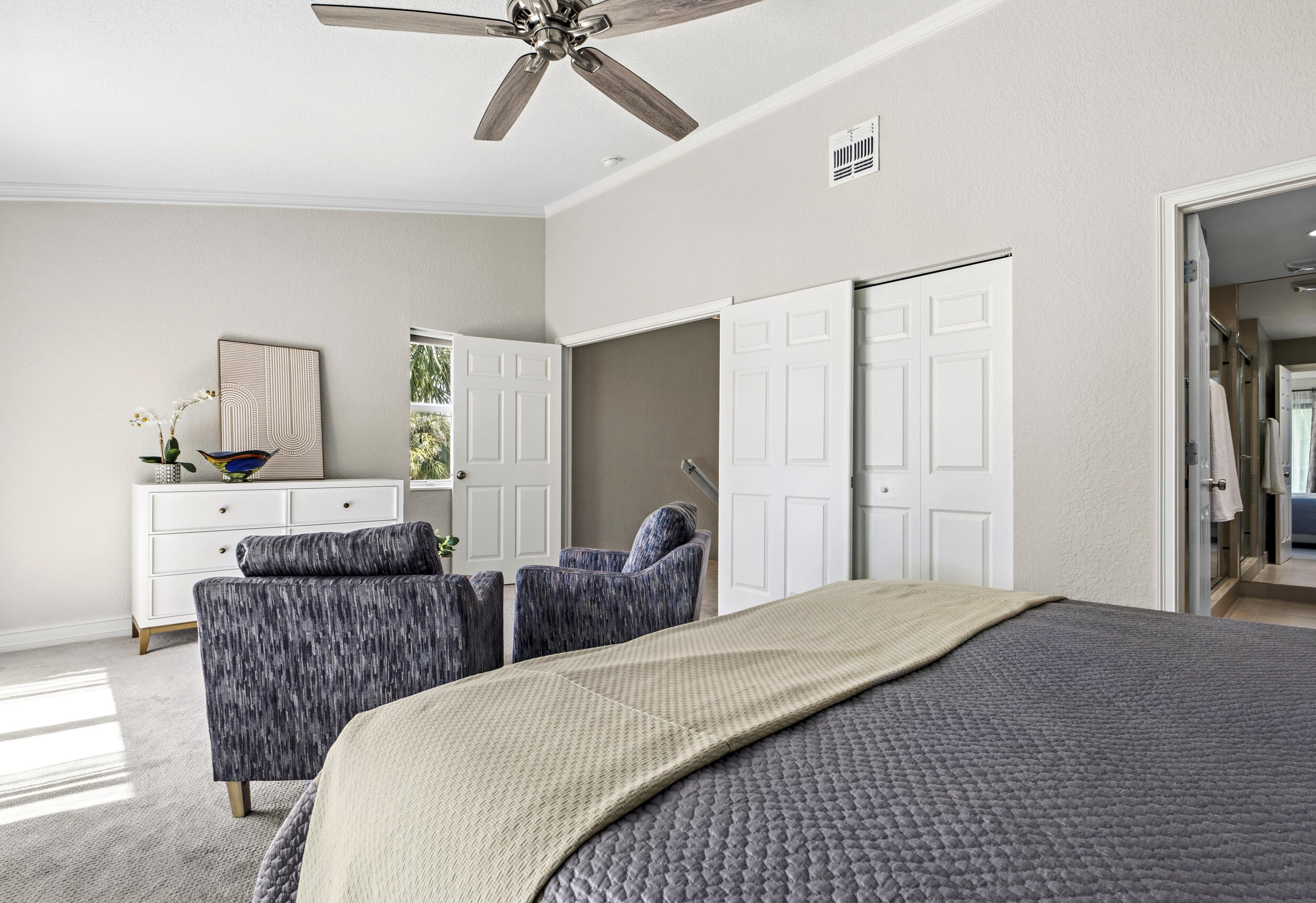 1741 NE 4th #F5 Fort Lauderdale, FL 33305