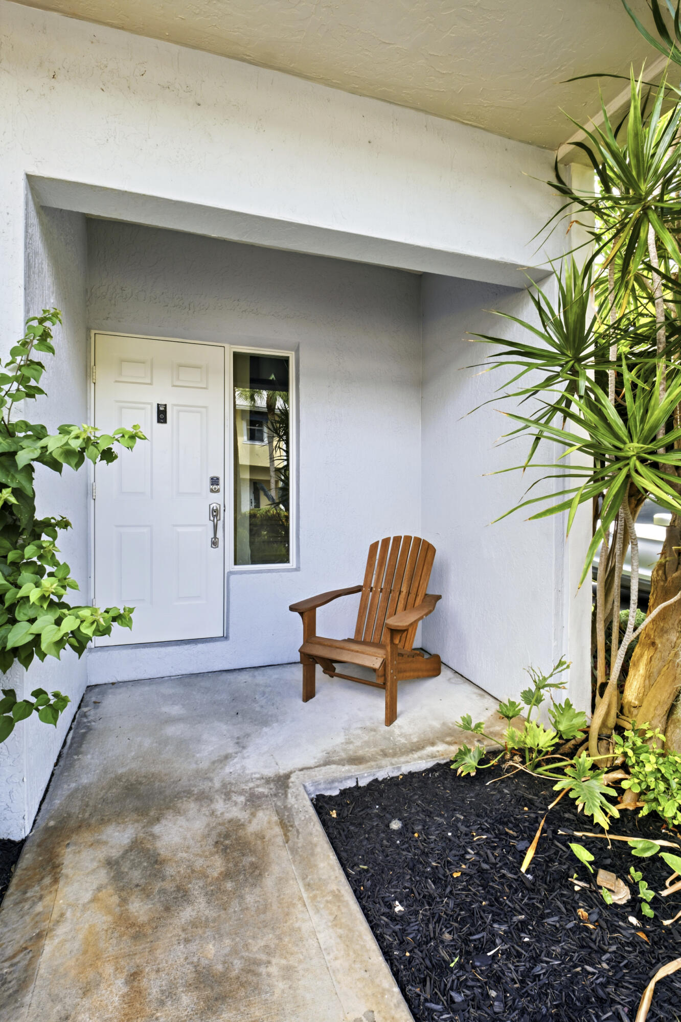 1741 NE 4th #F5 Fort Lauderdale, FL 33305
