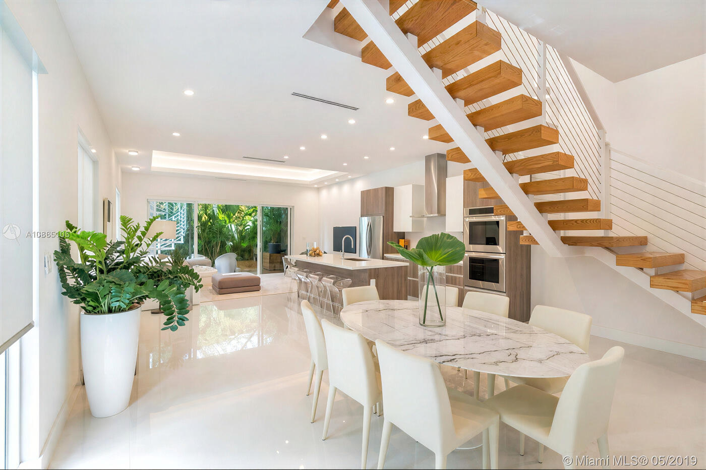 3123 Elizabeth #3123 Miami, FL 33133