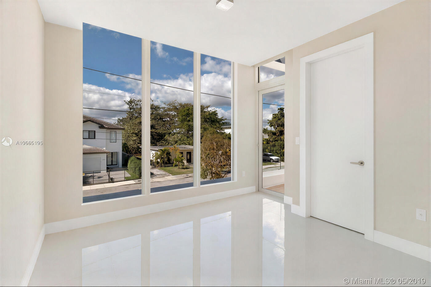 3123 Elizabeth #3123 Miami, FL 33133