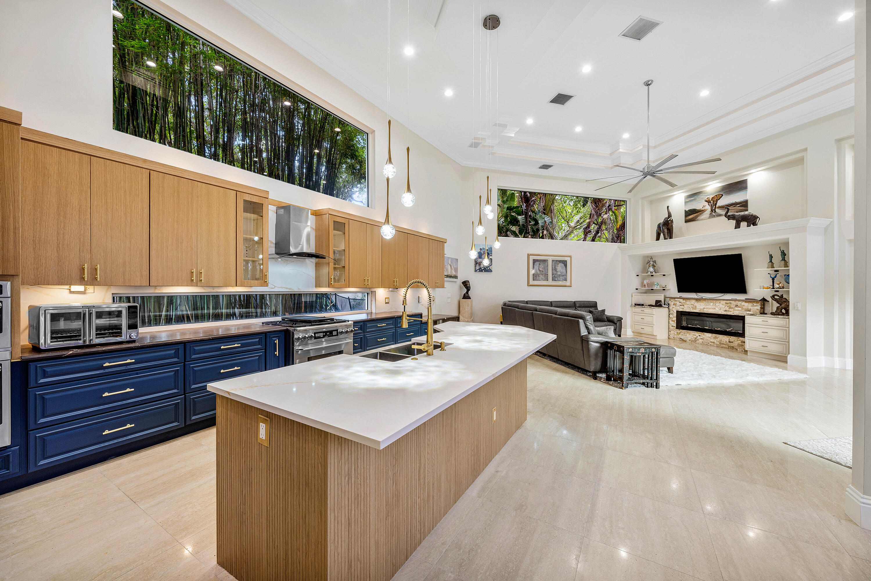 6595 NW 32nd Boca Raton, FL 33496