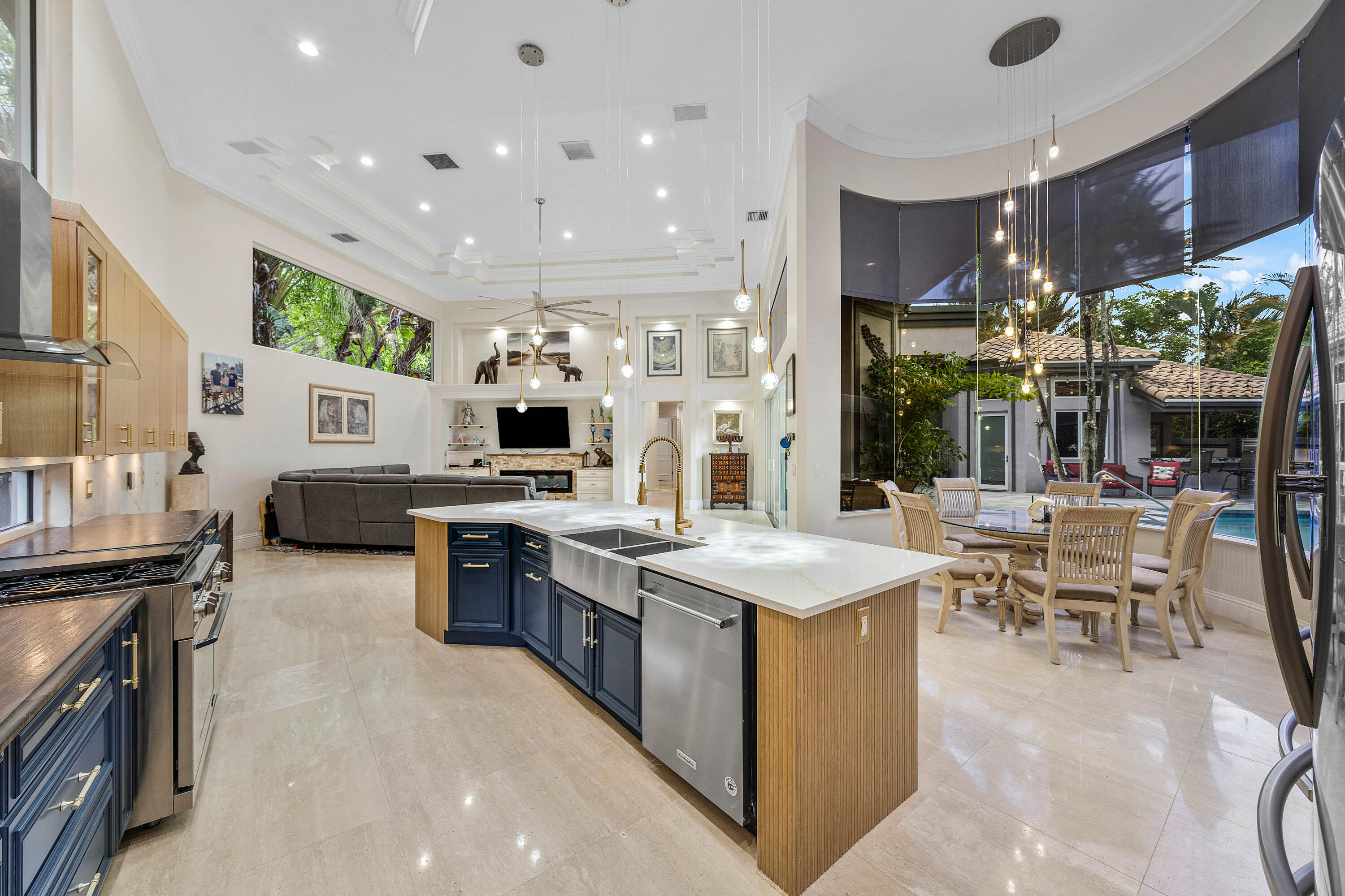 6595 NW 32nd Boca Raton, FL 33496