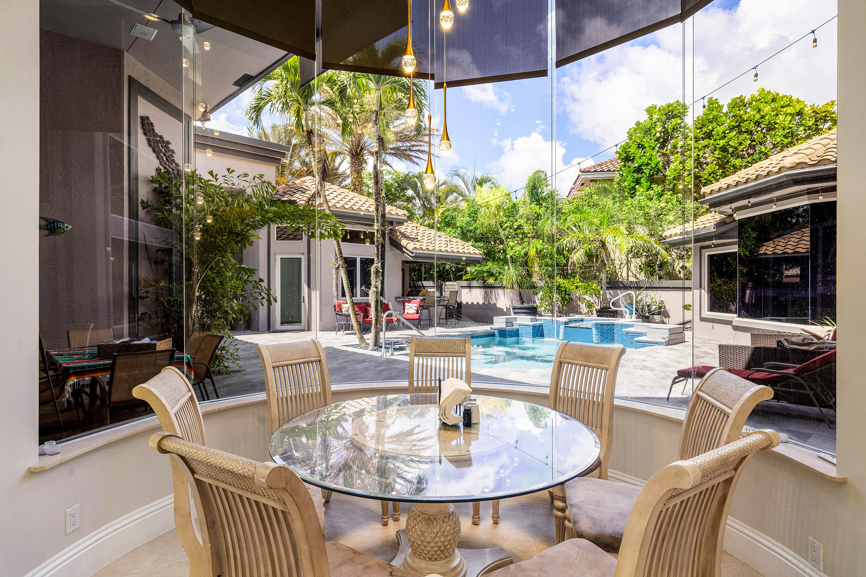 6595 NW 32nd Boca Raton, FL 33496