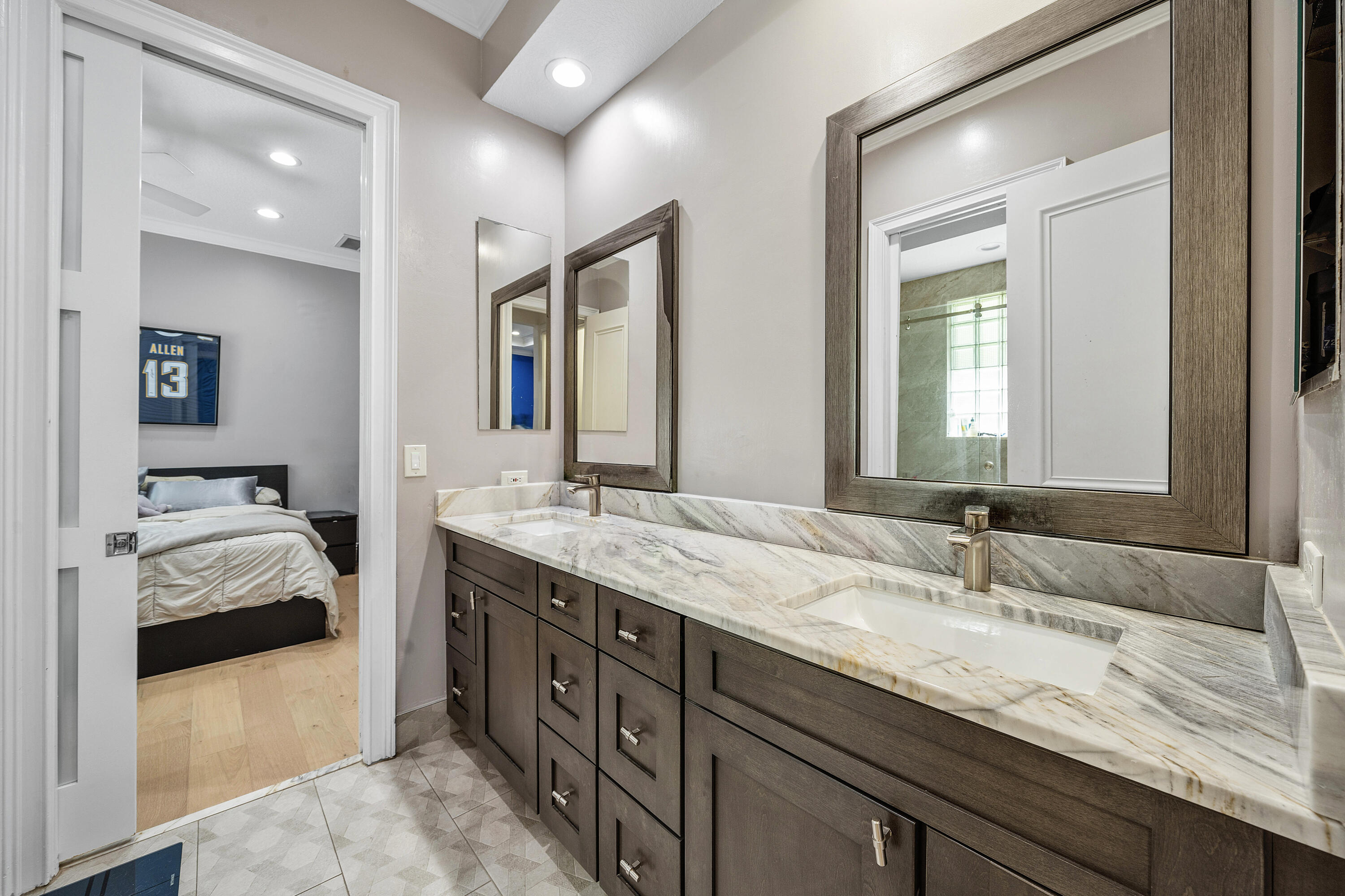 6595 NW 32nd Boca Raton, FL 33496