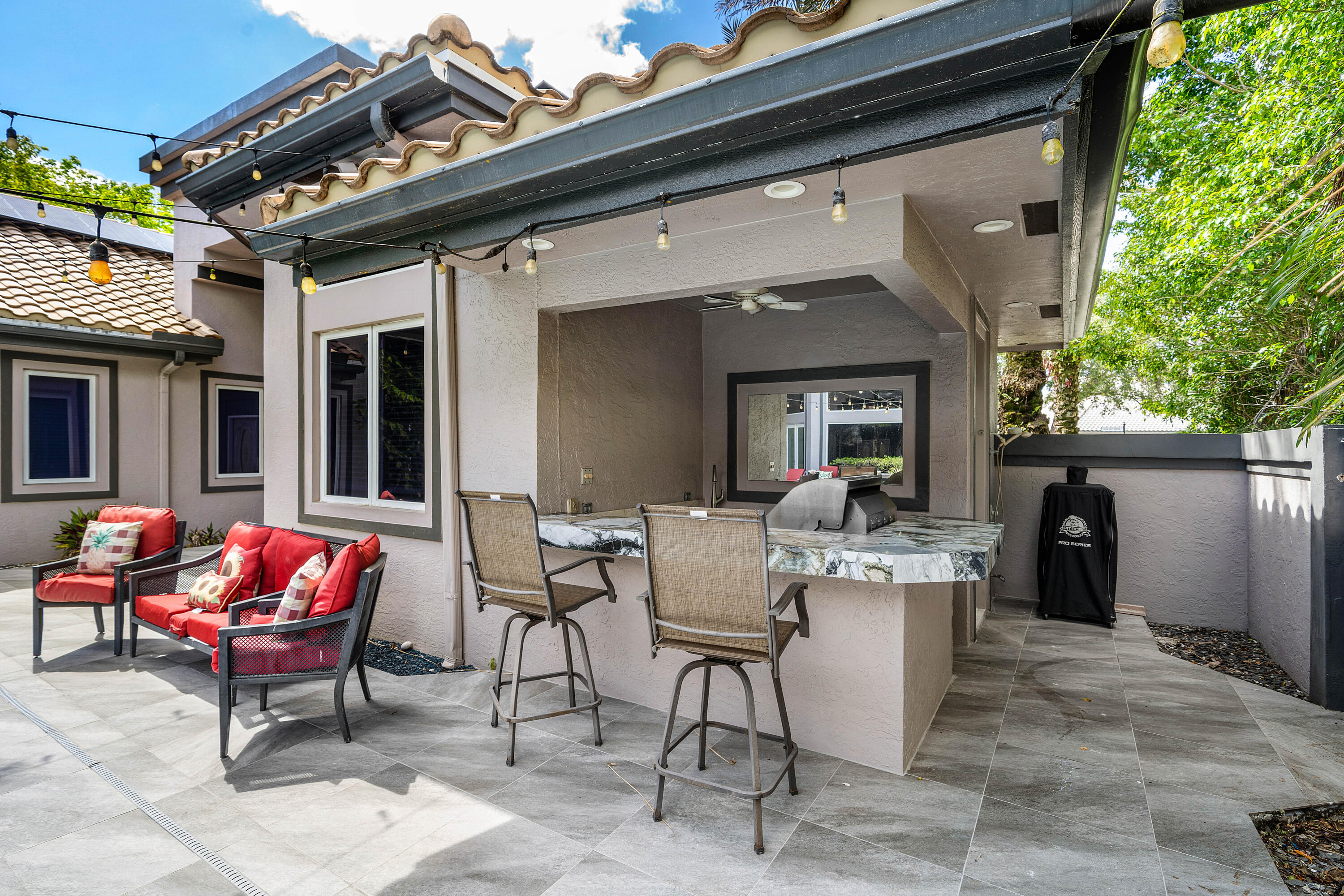 6595 NW 32nd Boca Raton, FL 33496