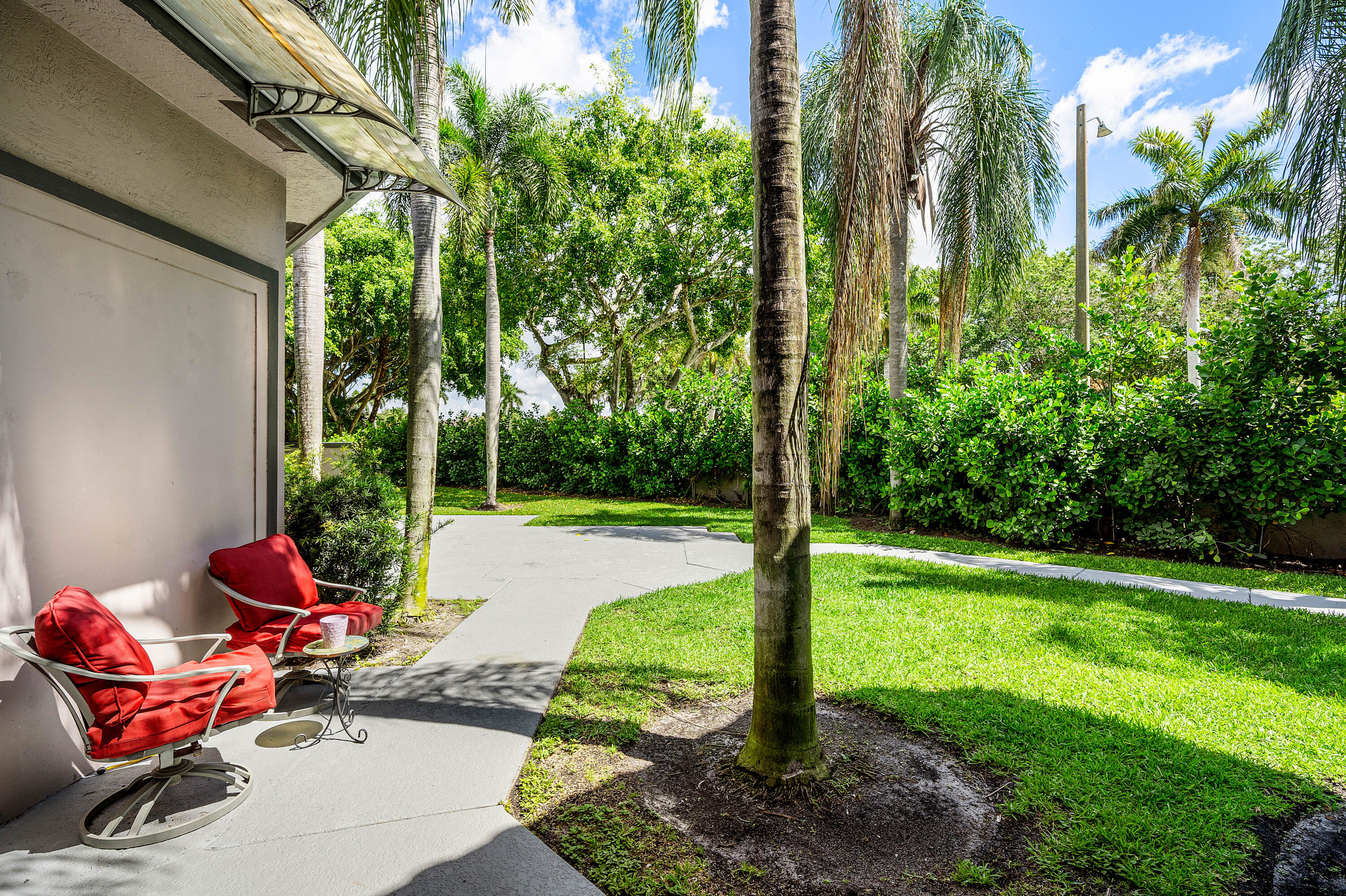 6595 NW 32nd Boca Raton, FL 33496