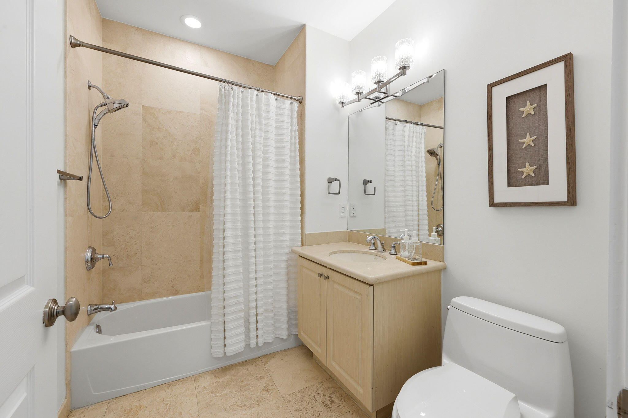 1812 NE 26th Fort Lauderdale, FL 33305
