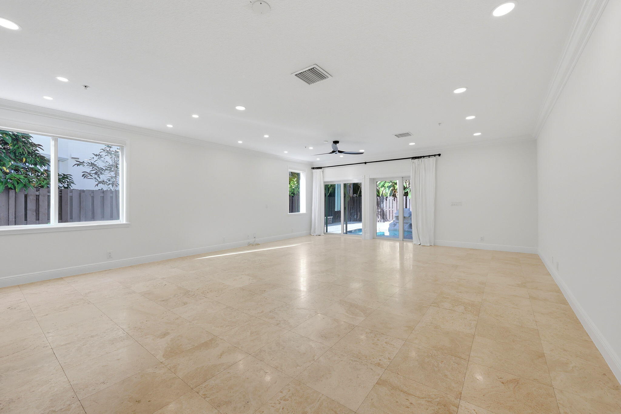 1812 NE 26th Fort Lauderdale, FL 33305