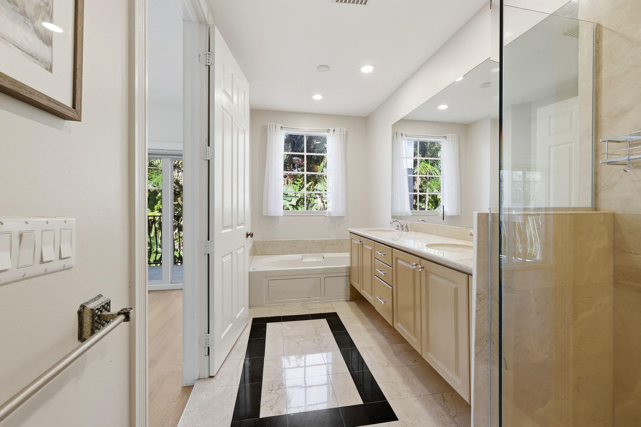 1812 NE 26th Fort Lauderdale, FL 33305