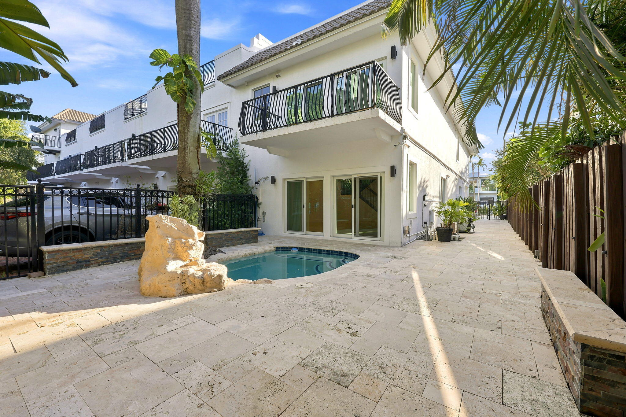 1812 NE 26th Fort Lauderdale, FL 33305