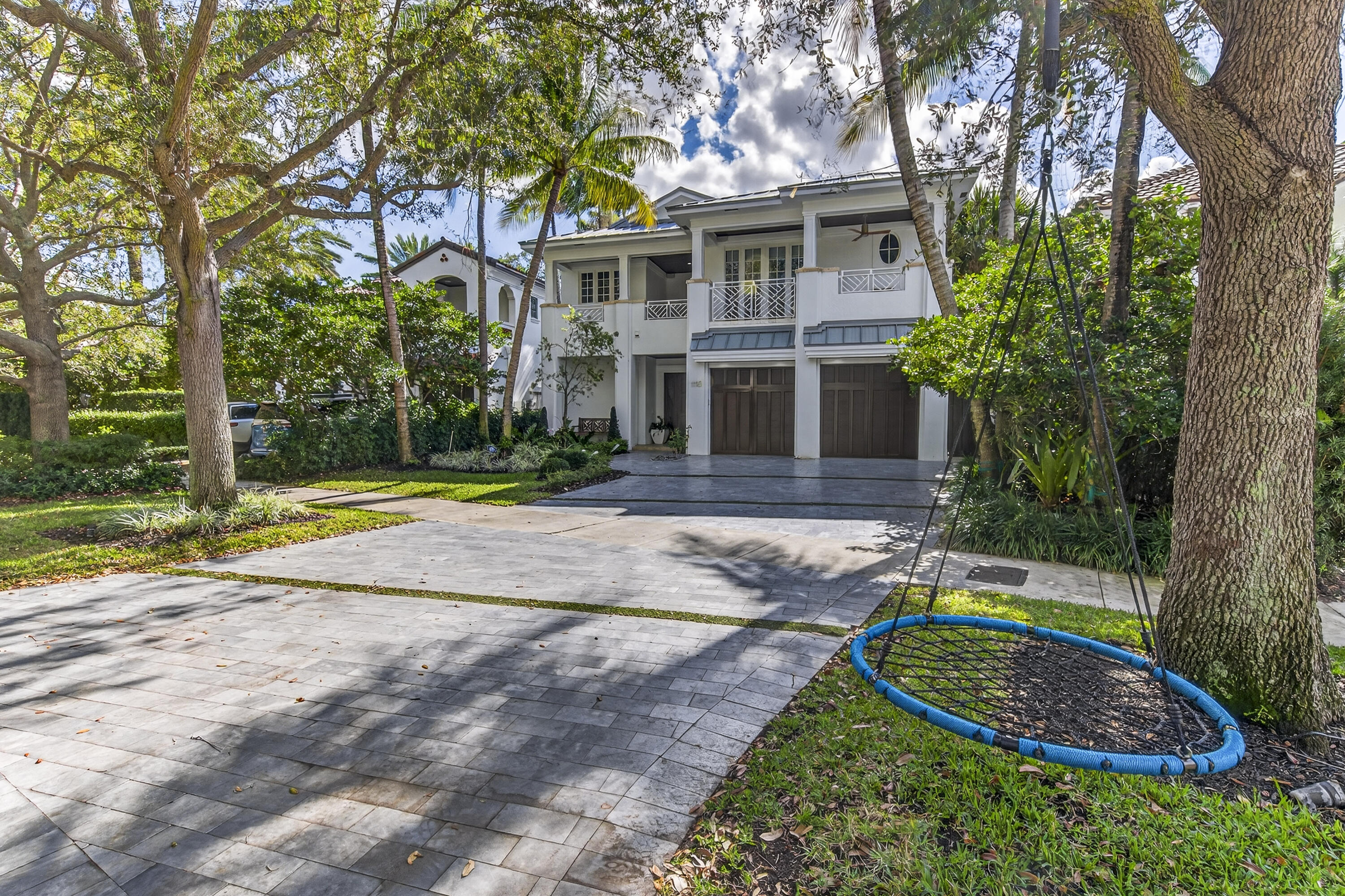 1118 N Rio Vis Fort Lauderdale, FL 33301