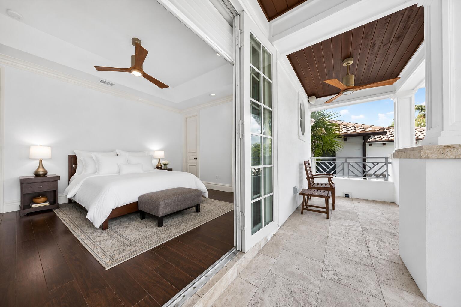 1118 N Rio Vis Fort Lauderdale, FL 33301
