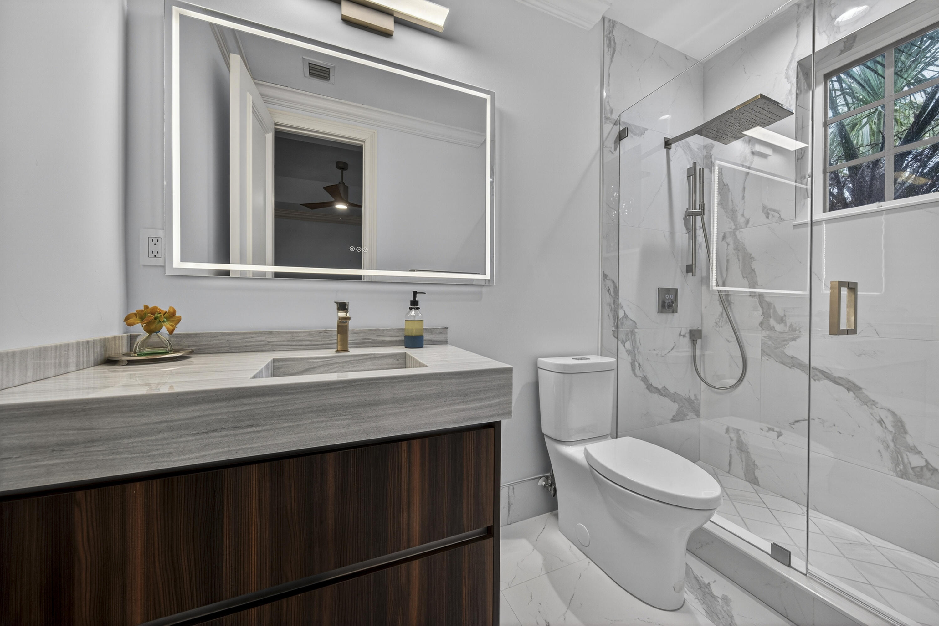 1118 N Rio Vis Fort Lauderdale, FL 33301