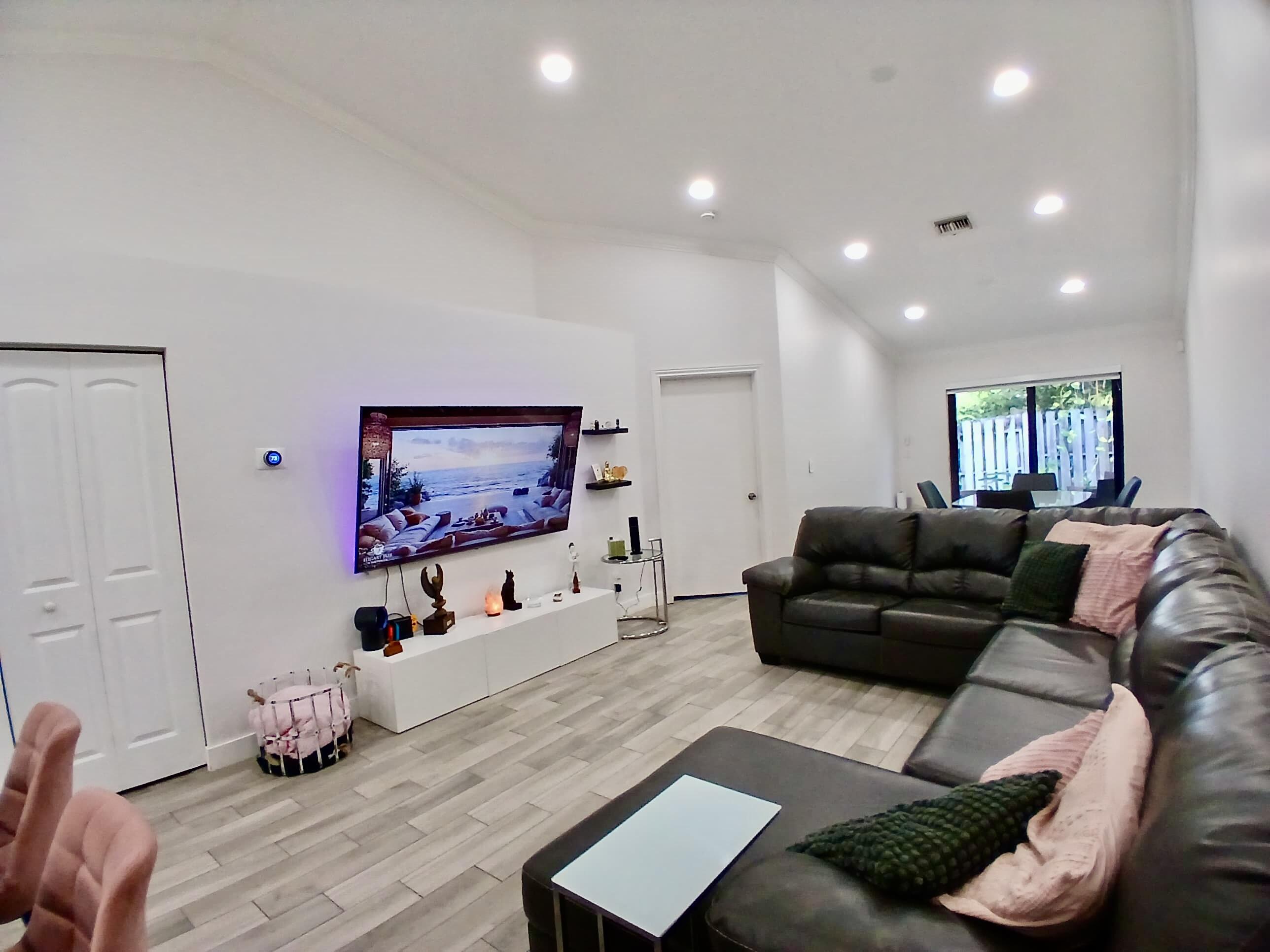 11173 NW 38th Sunrise, FL 33351
