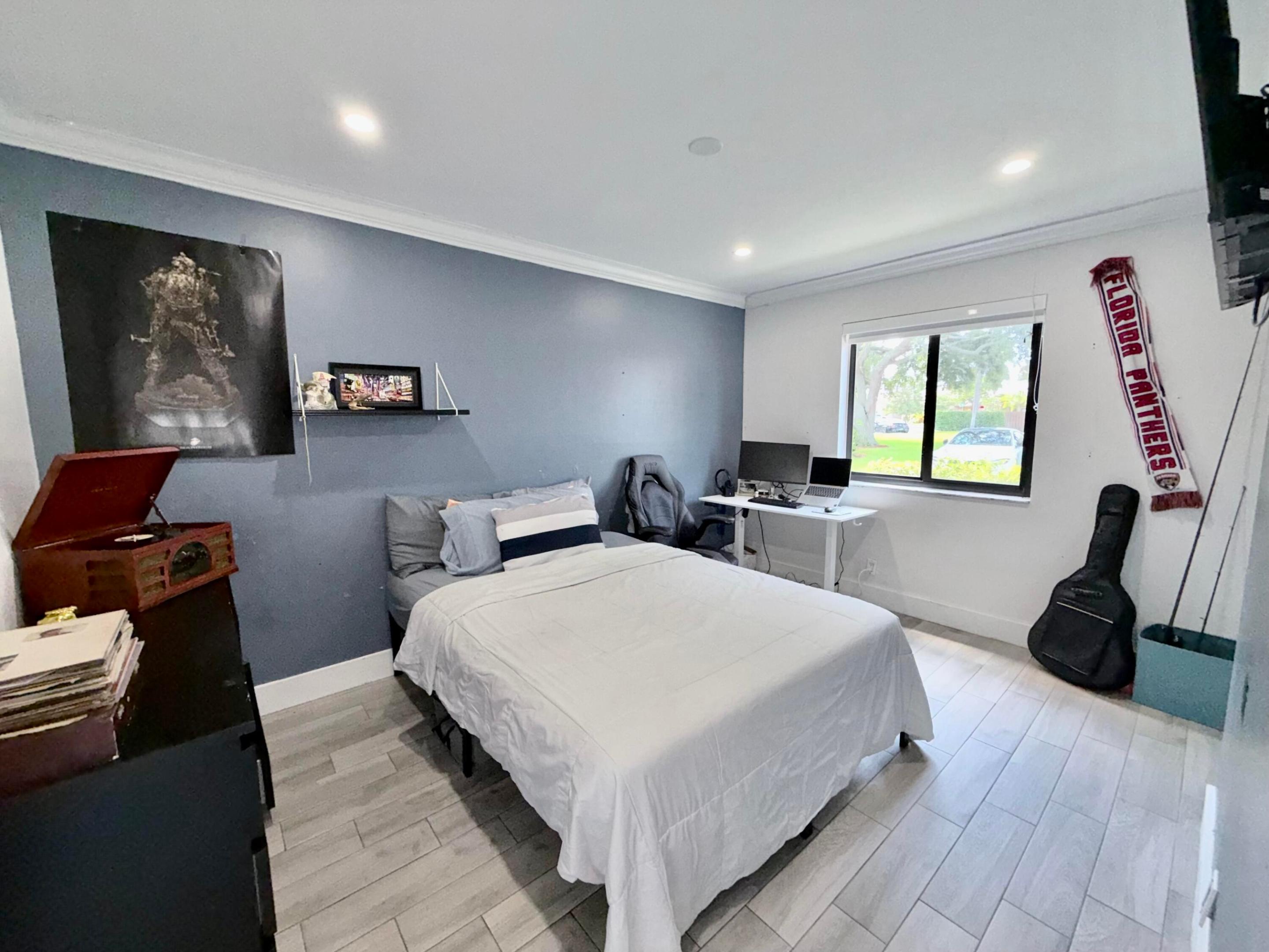 11173 NW 38th Sunrise, FL 33351