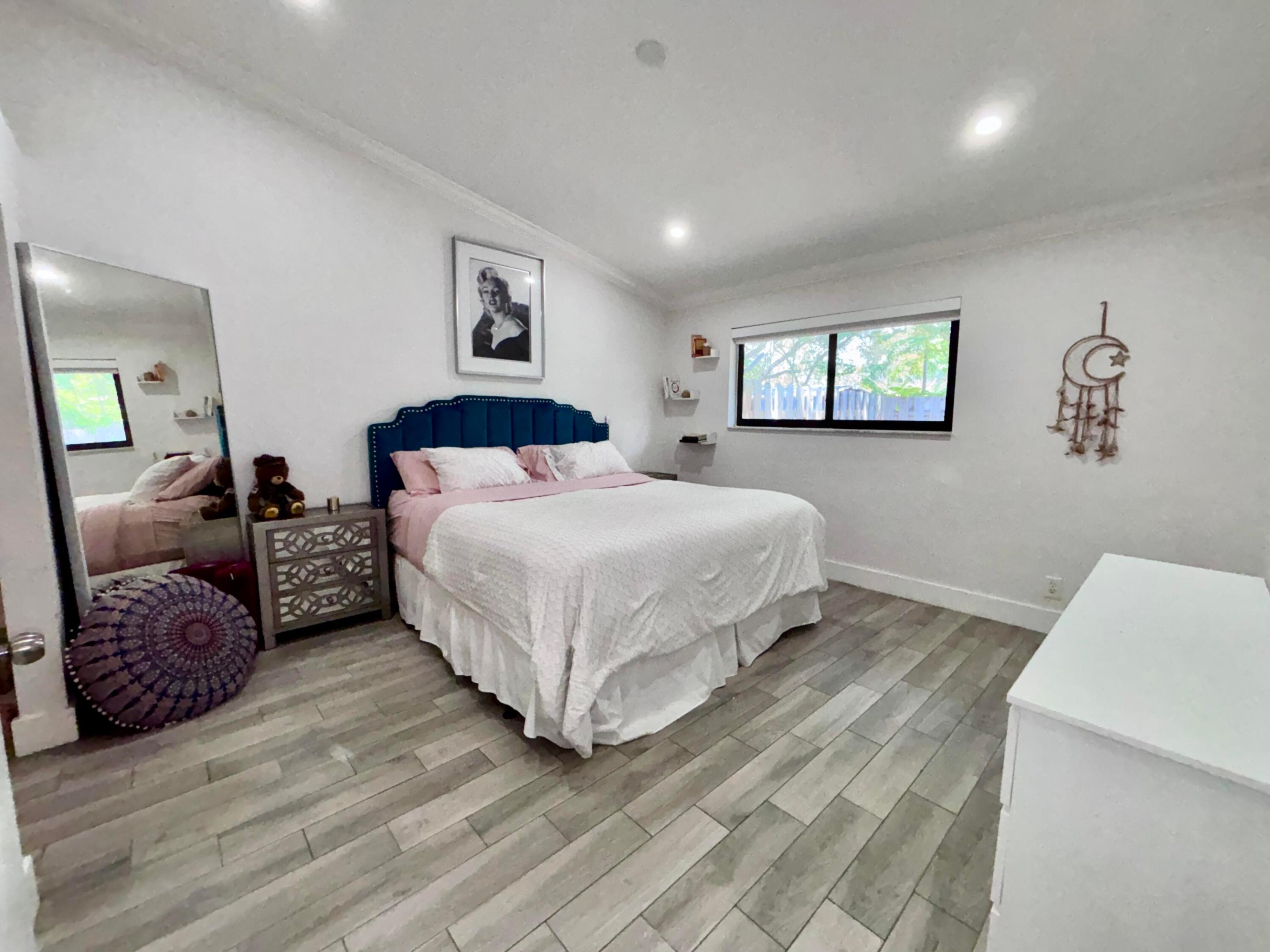11173 NW 38th Sunrise, FL 33351