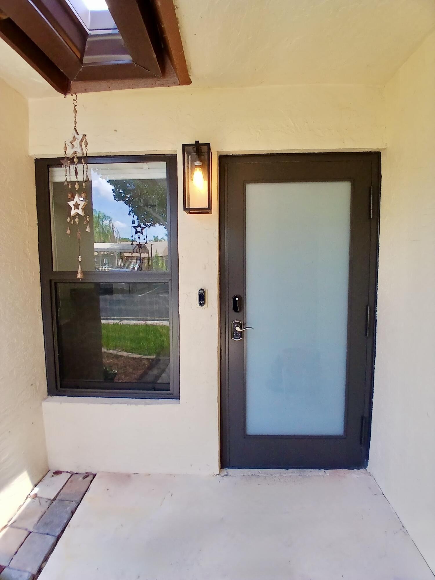 11173 NW 38th Sunrise, FL 33351