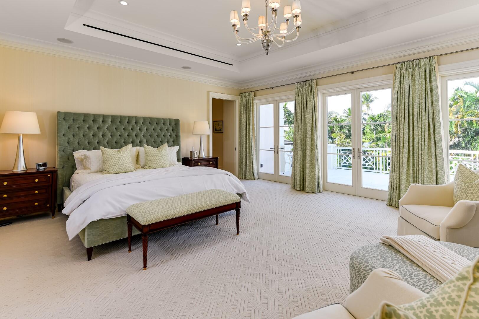 255 Wls Rd Palm Beach, FL 33480