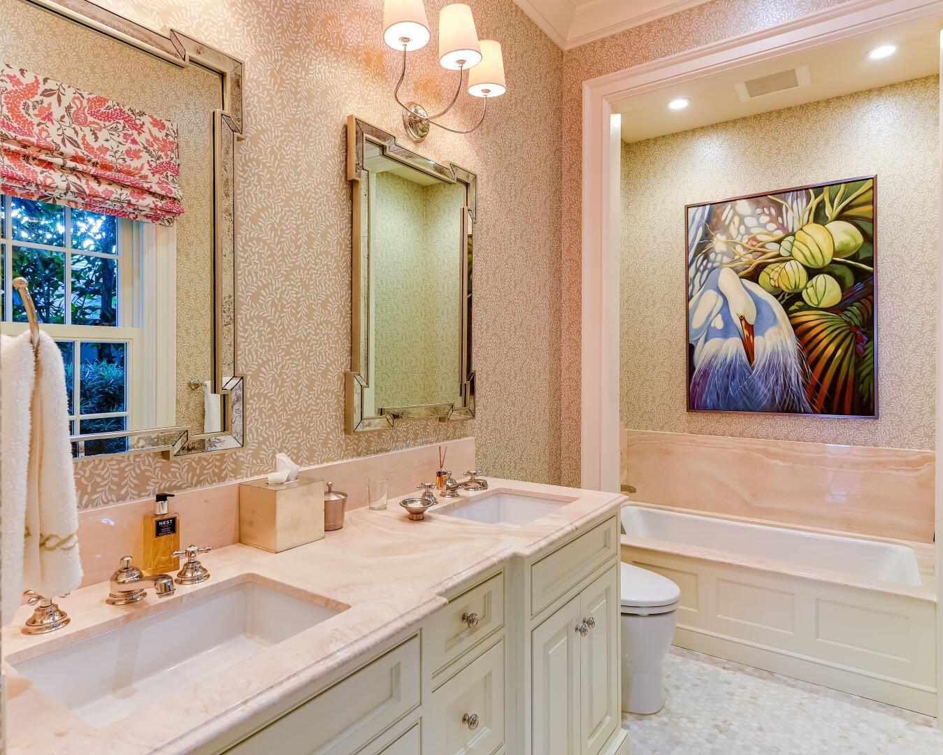 255 Wls Rd Palm Beach, FL 33480