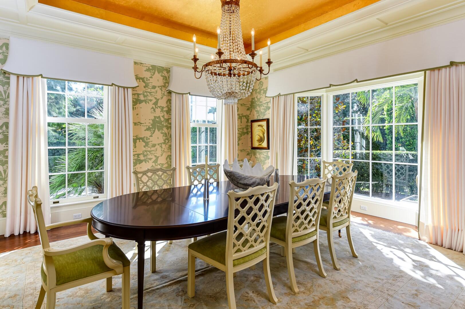 255 Wls Rd Palm Beach, FL 33480