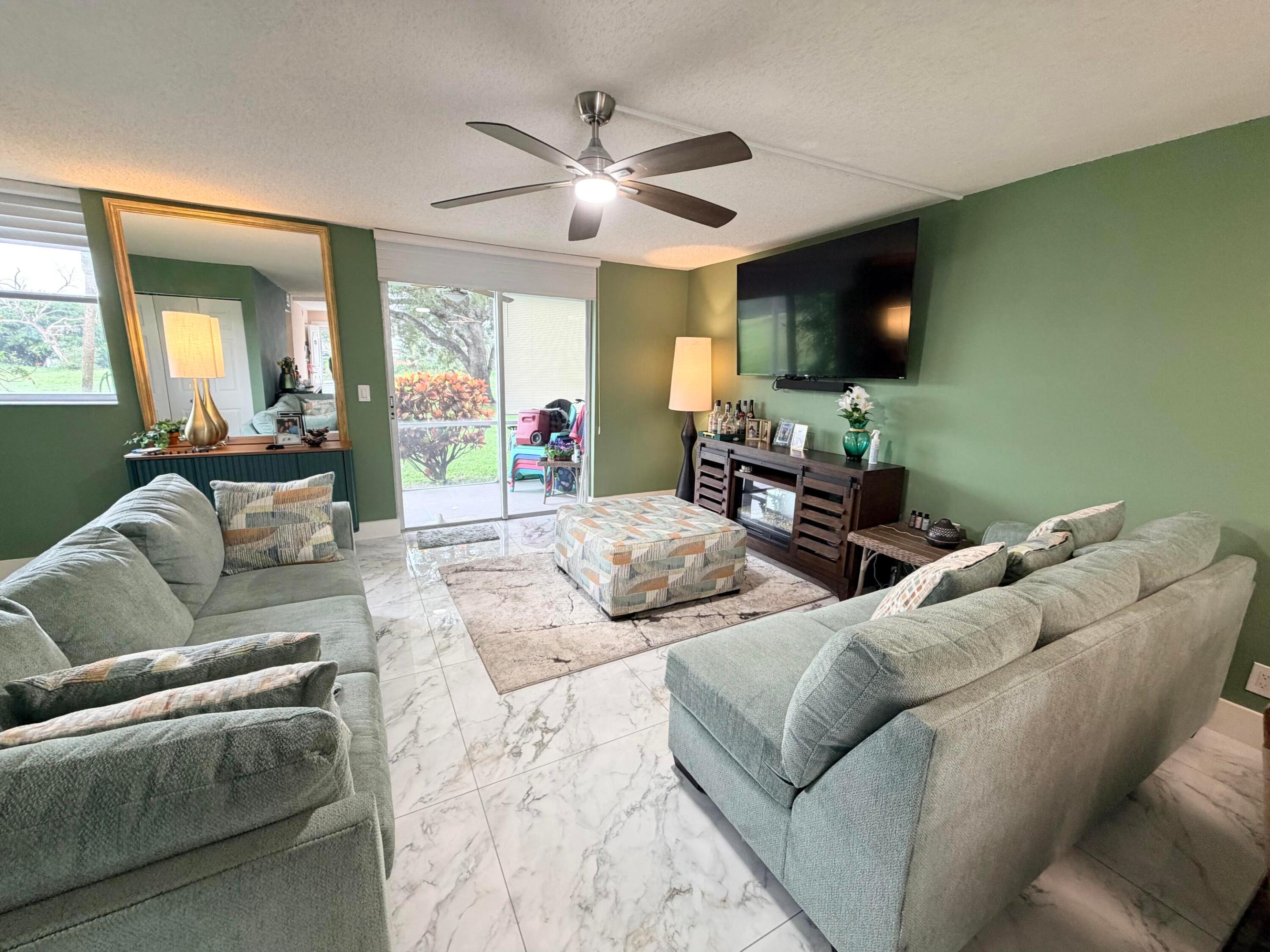 6161 NW 2nd Ave #123