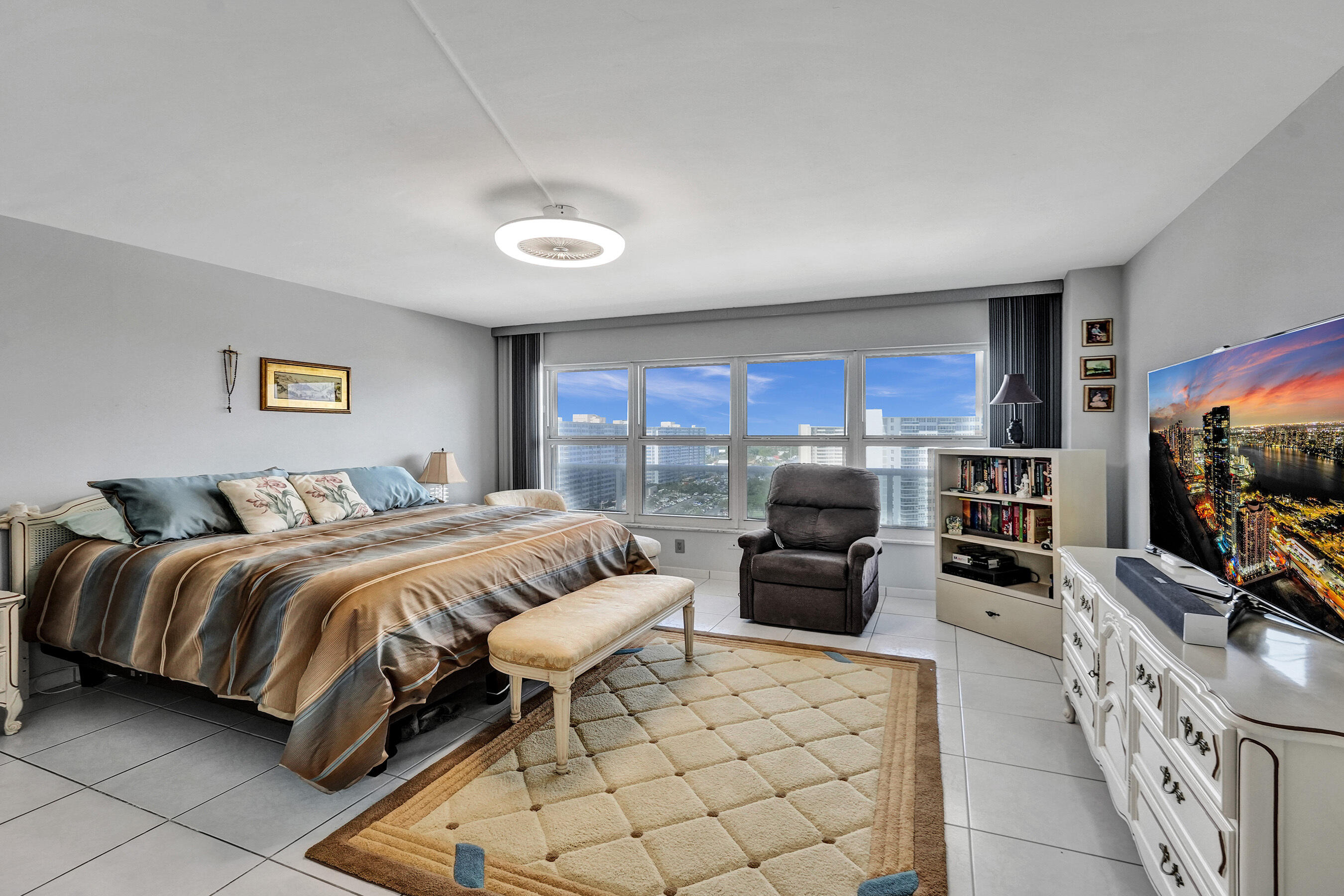 3500 Galt Ocean Dr #1410 Fort Lauderdale, FL 33308