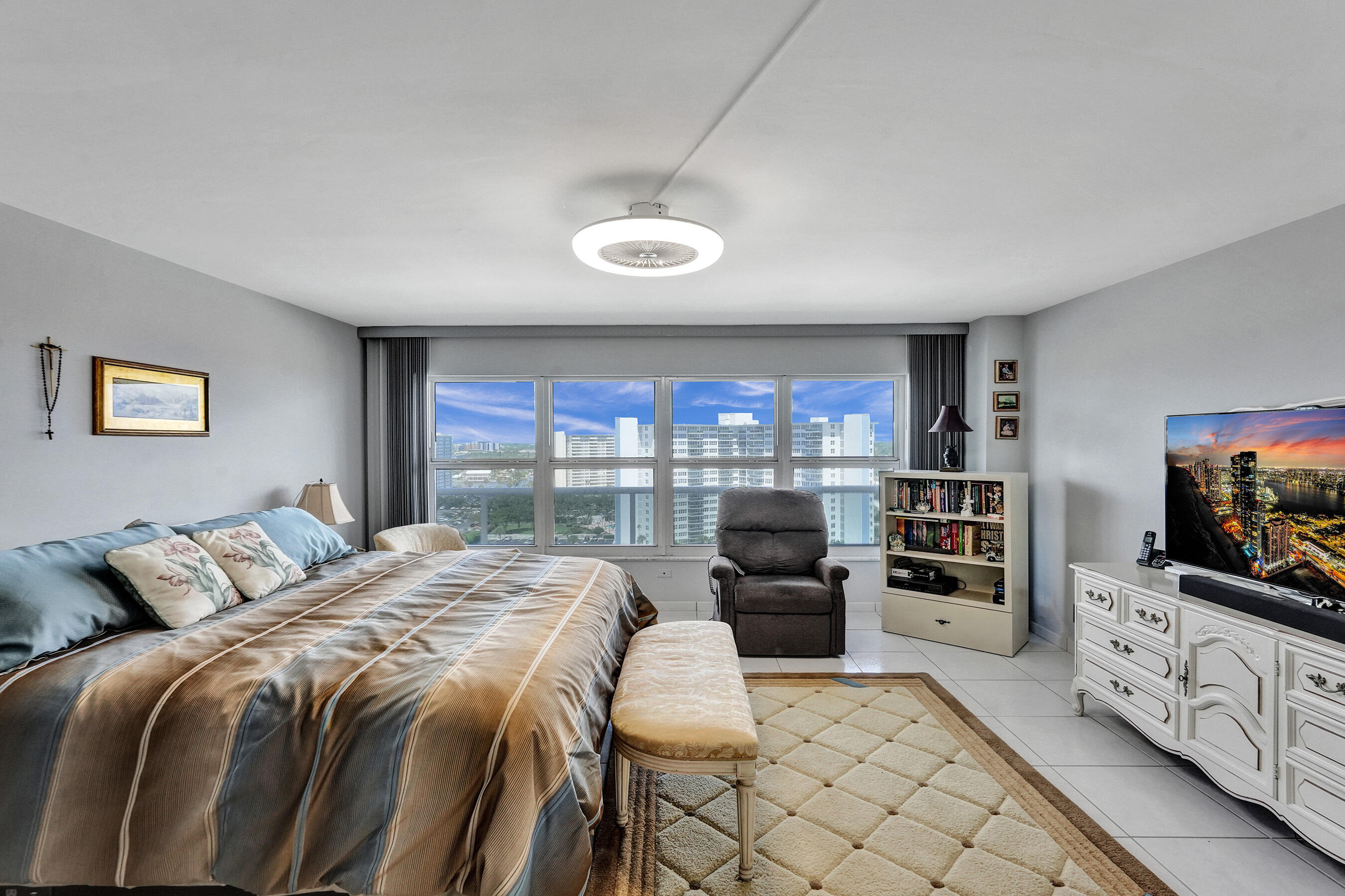 3500 Galt Ocean Dr #1410 Fort Lauderdale, FL 33308